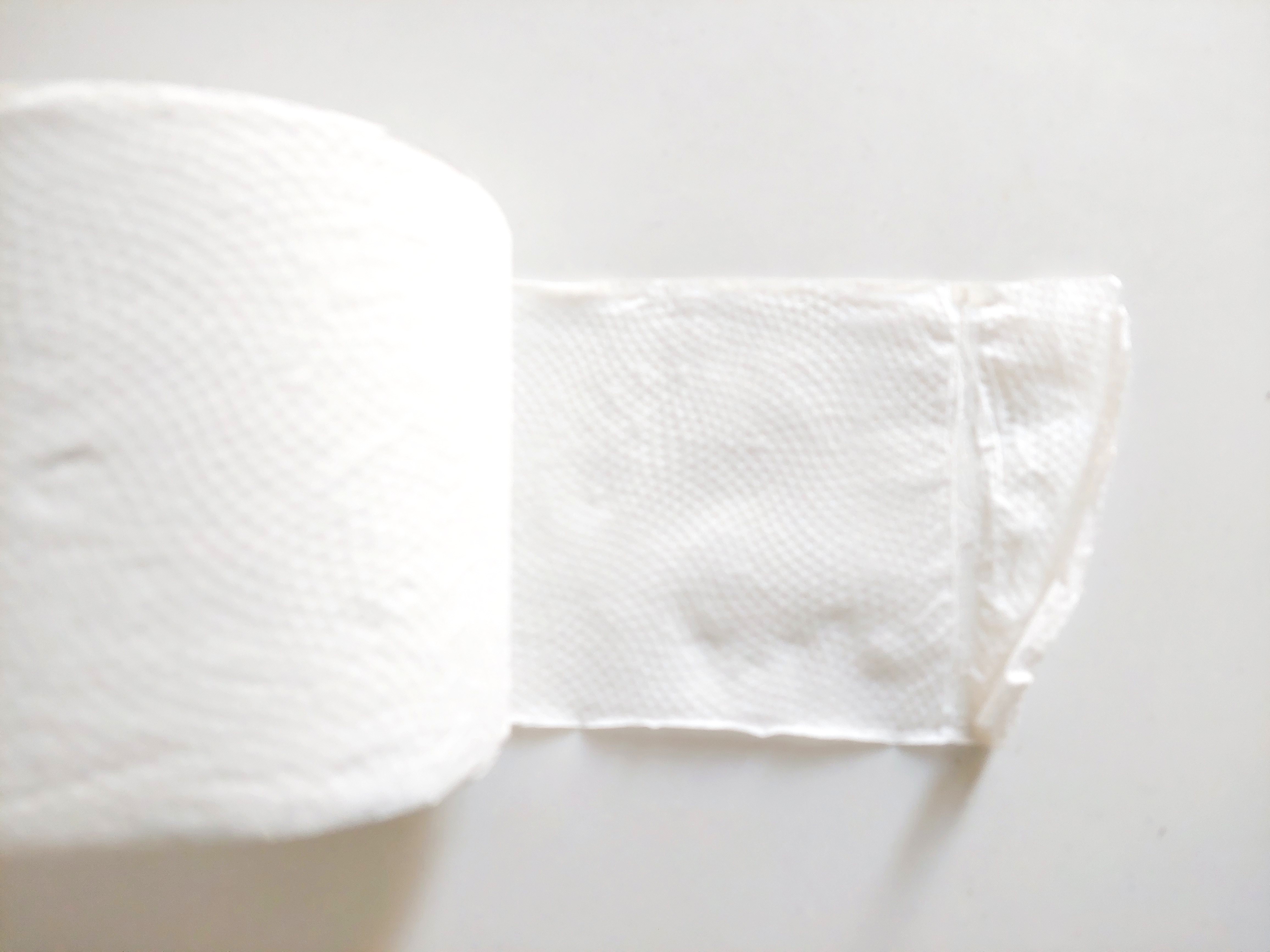 コープ「トイレットロール　シングル」エンボス加工