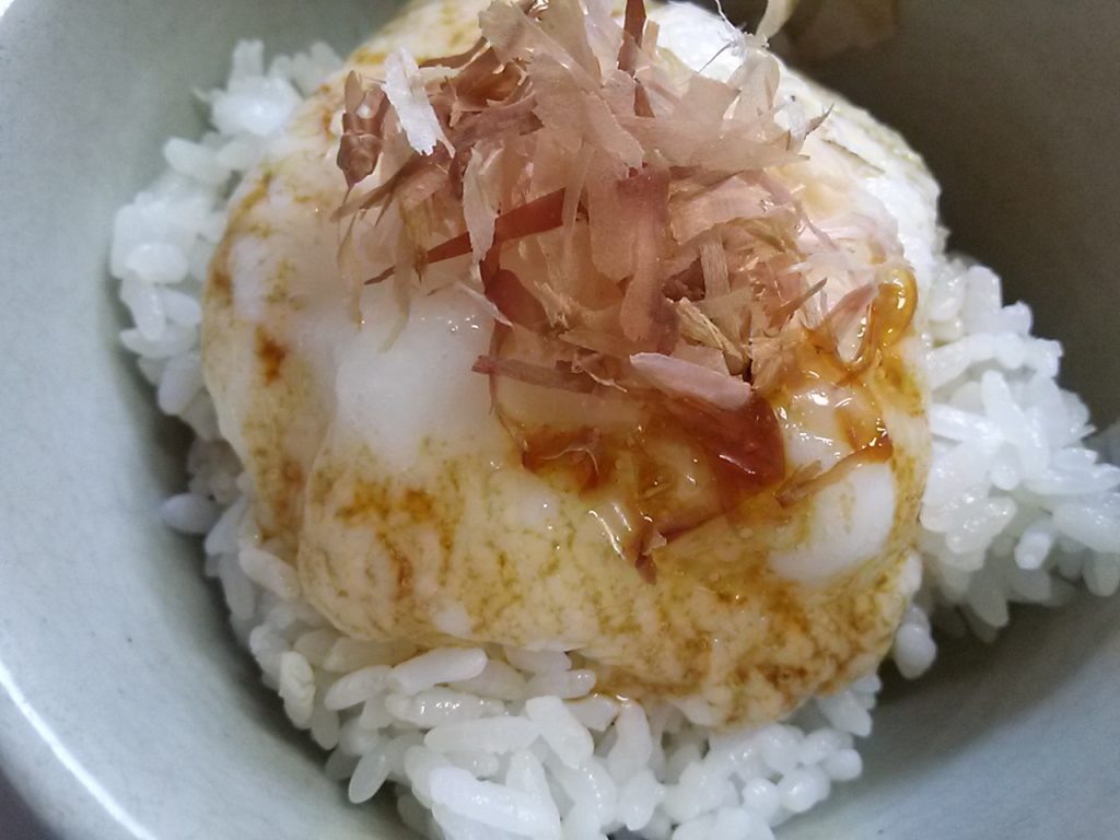 食材宅配コープデリの北海道産とろろ芋をお試ししてみたよ　熱々ご飯にかけてみた
