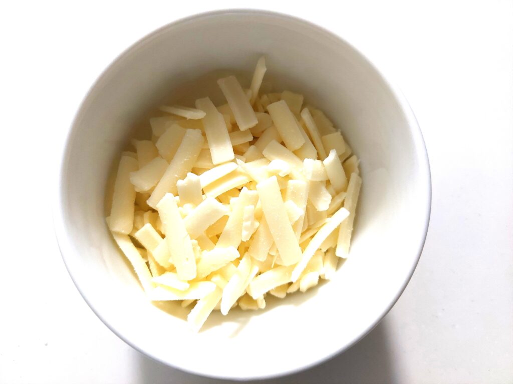 コープ「北海道ミックスチーズ」中身の画像