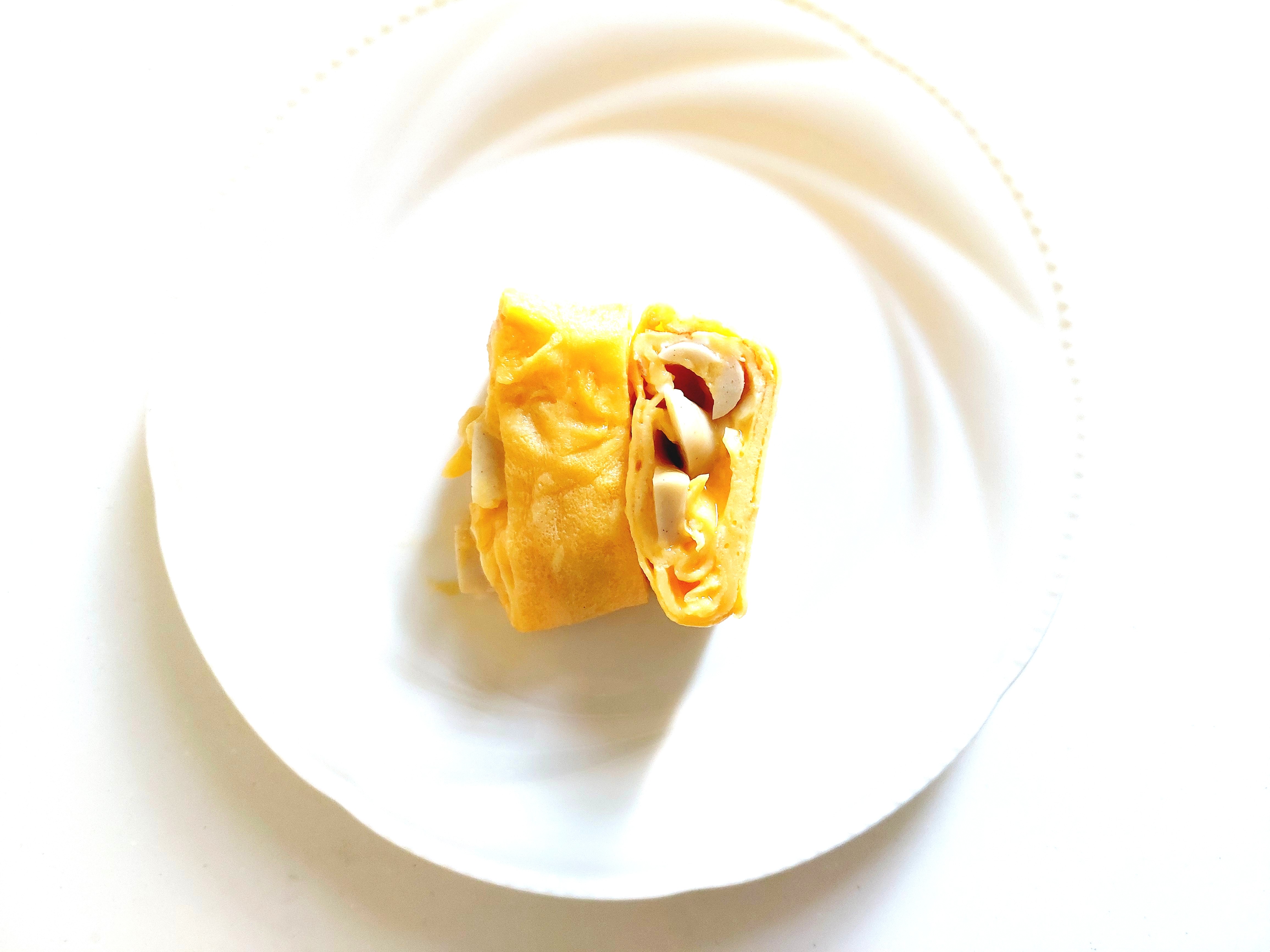 コープ「おさかなソーセージ」おさかなソーセージ入りだし巻き卵