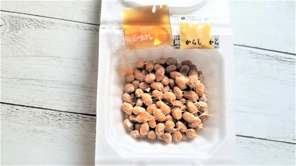 オイシックス　旨み味わい北海道小粒納豆　中身の画像