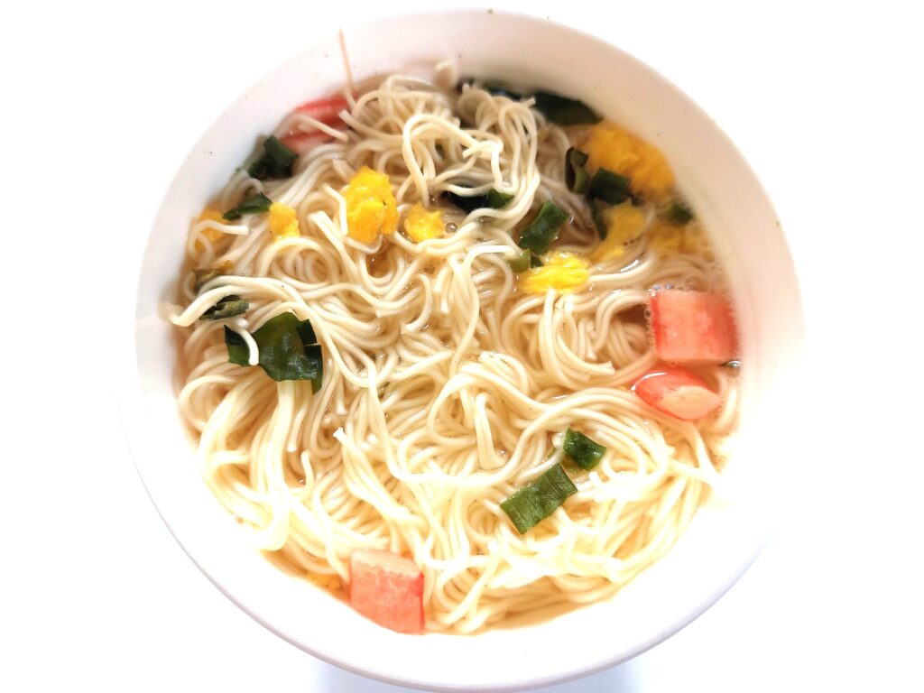 コープカップラーメン「あったかおそうめん鯛だし仕立て」完成画像