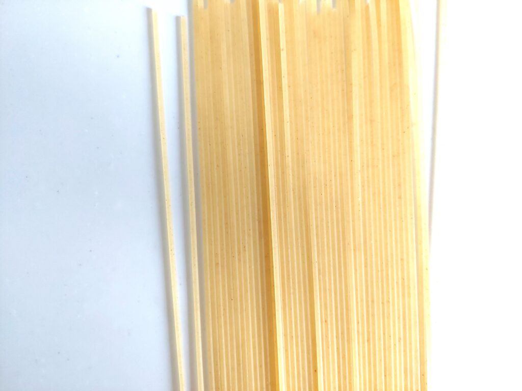 コープ「北海道産小麦のスパゲッティ」中身の画像