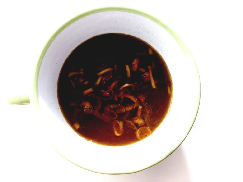 コープフリーズドライスープ「信州産なめこの赤だしおみそ汁」完成画像