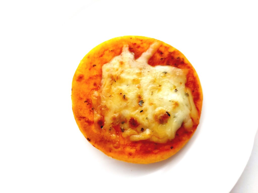 コープ「チーズがとろ～りミニピザ」完成画像