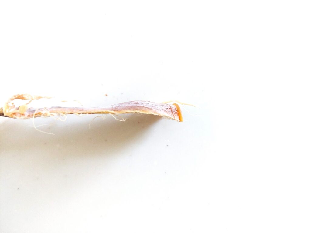 コープ「素朴な味わいのあたりめ」厚み