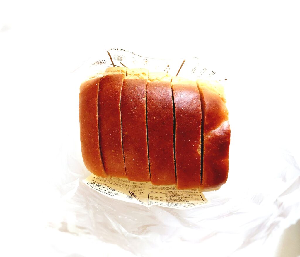 パルシステム「産直小麦玄米入り食パン」袋をあけてみた