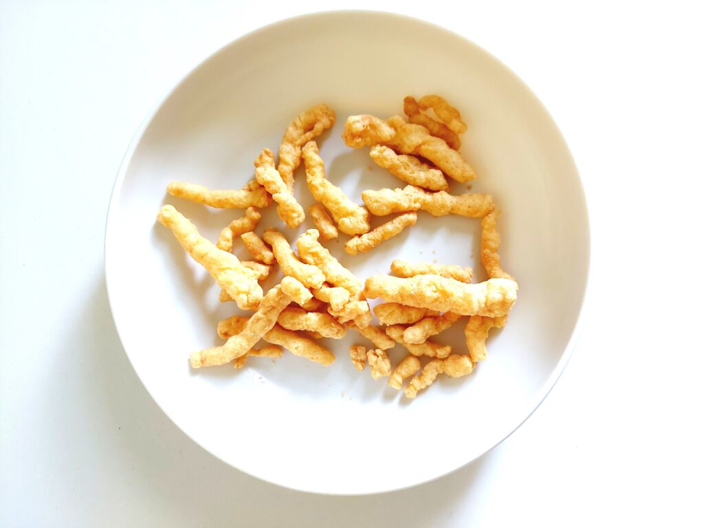 コープ「カリカリコーン　焼きとうもろこし味（Ｃａ）」中身を全部出してみた