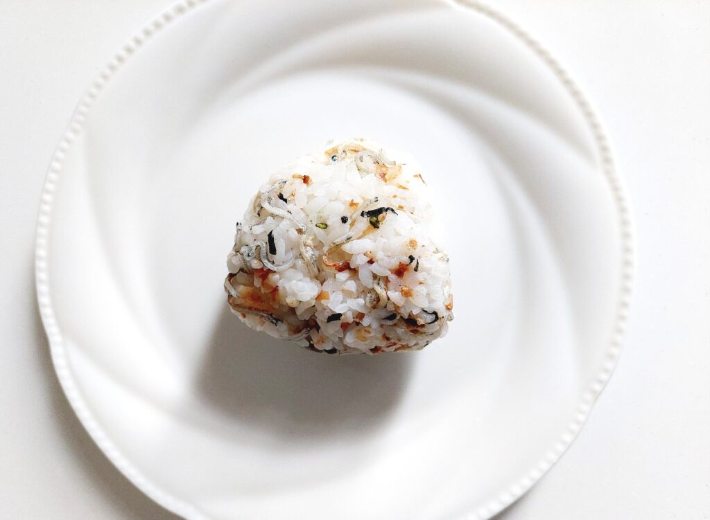 コープ「国内産ちりめん」おにぎり