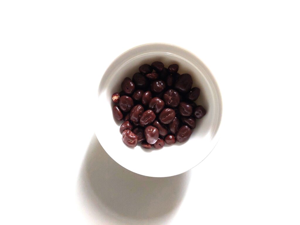 コープ「ぱふぱふ麦チョコ」中身を全部出してみた