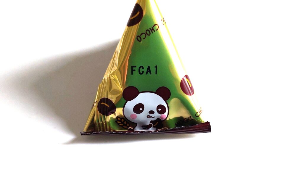 コープ「ぱふぱふ麦チョコ」パンダ3