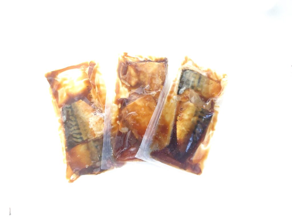 コープ「骨取りさばの煮付け（しょうゆ）」3個入り