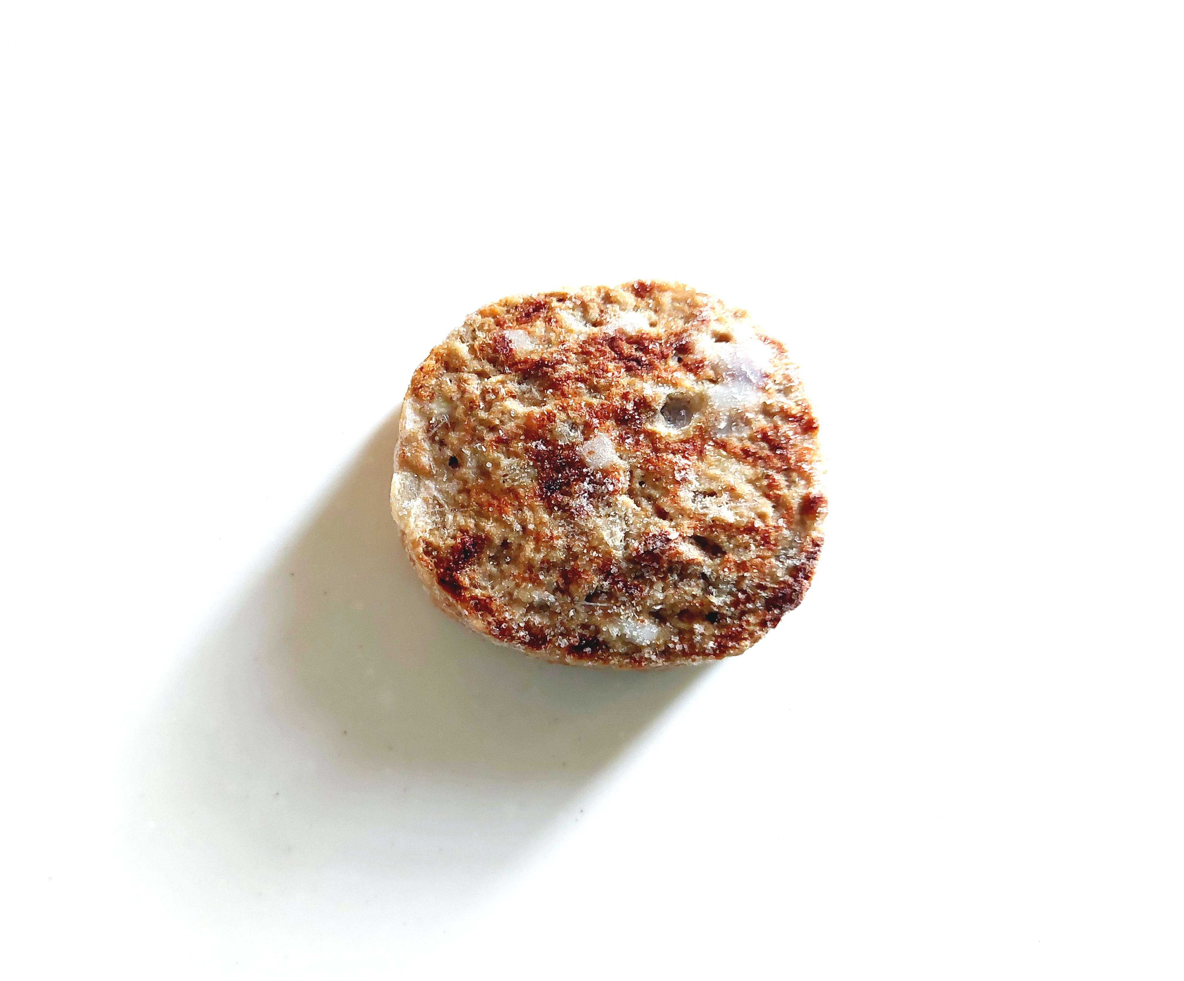 コープ「レンジでふっくらミニハンバーグ」凍ったまま1個