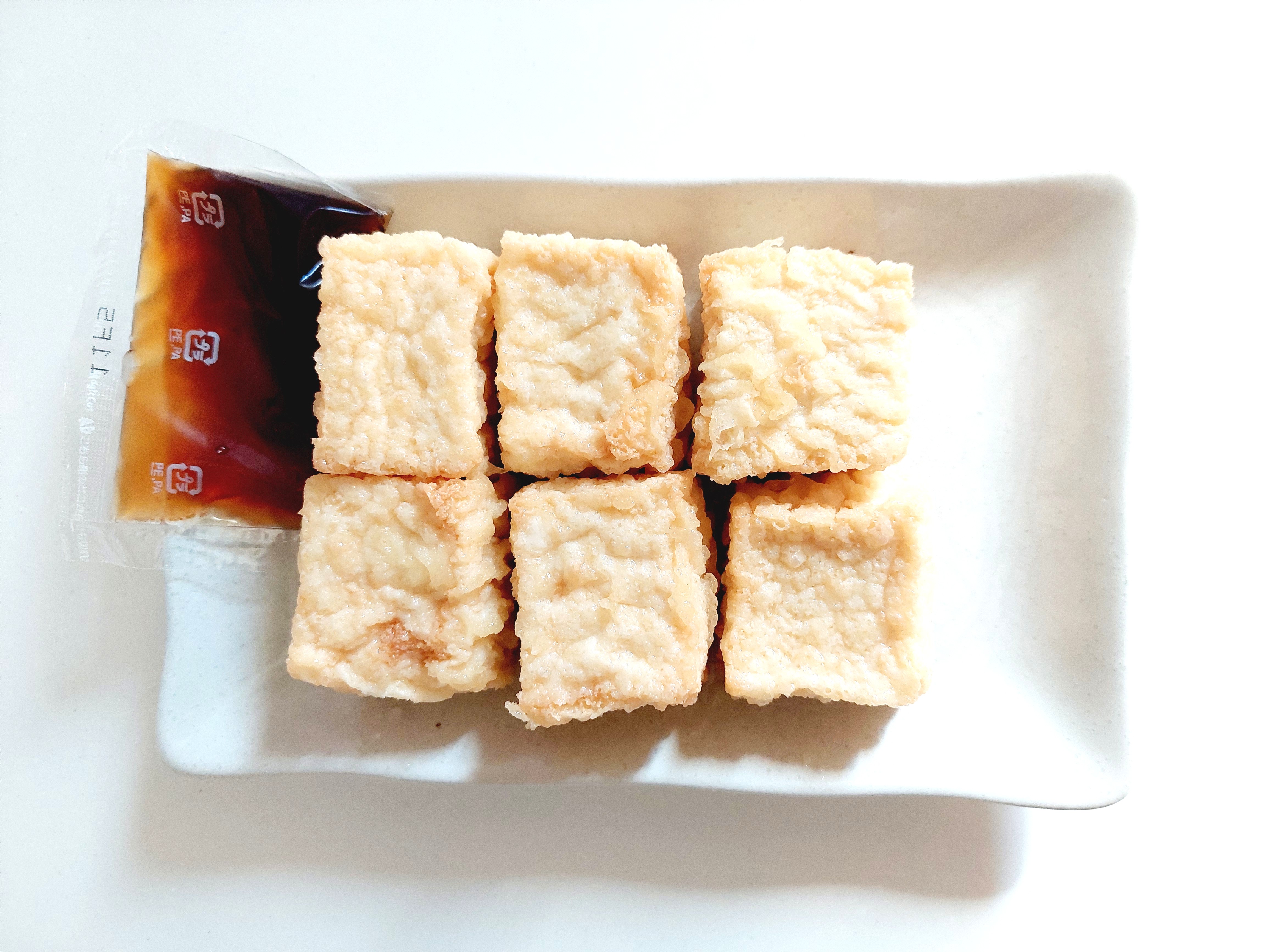 コープ「揚げ出し豆腐（たれ付）」お皿に出してみた