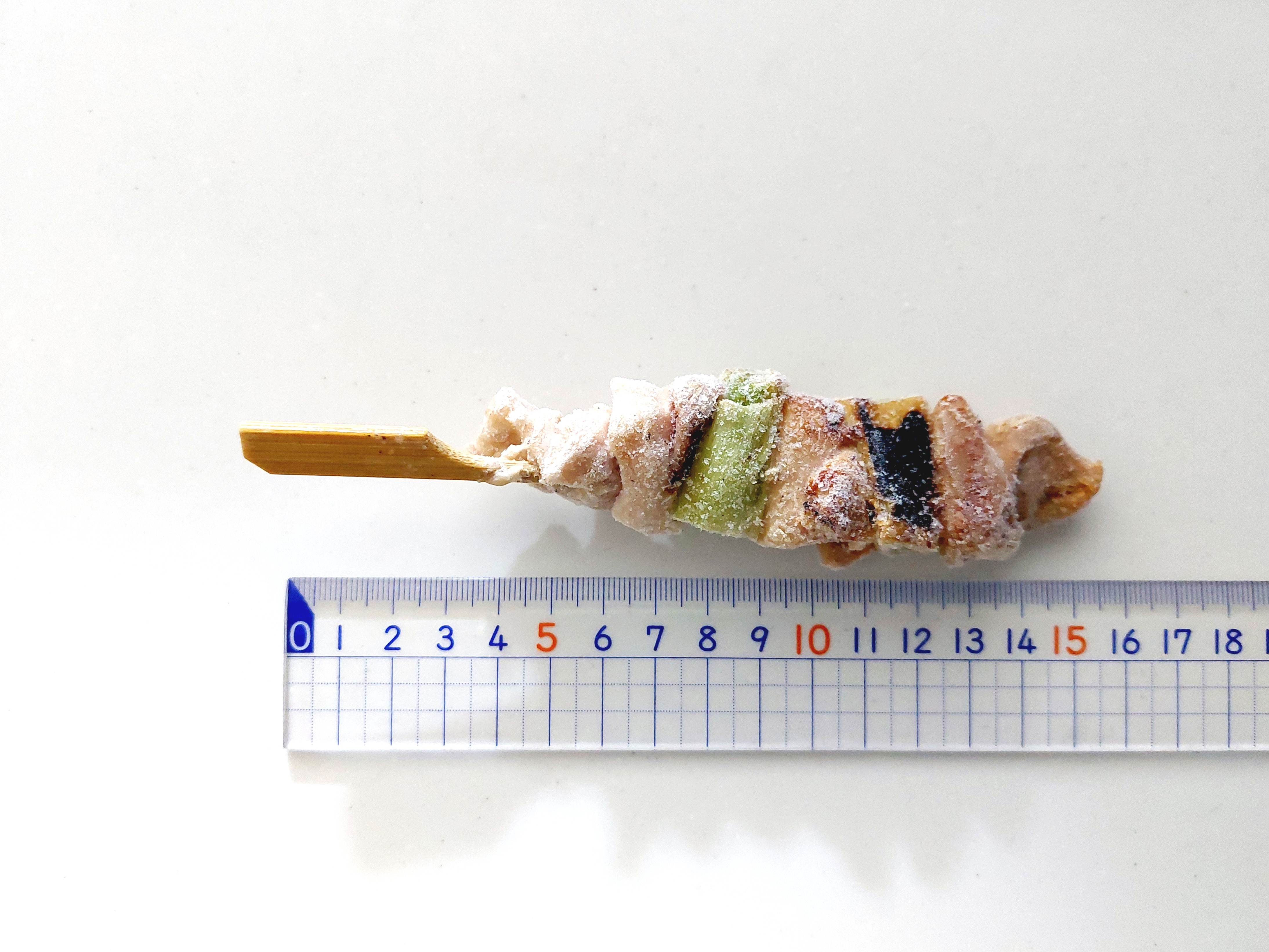 コープ「炭火やきとりねぎま串（振り塩）」長さ
