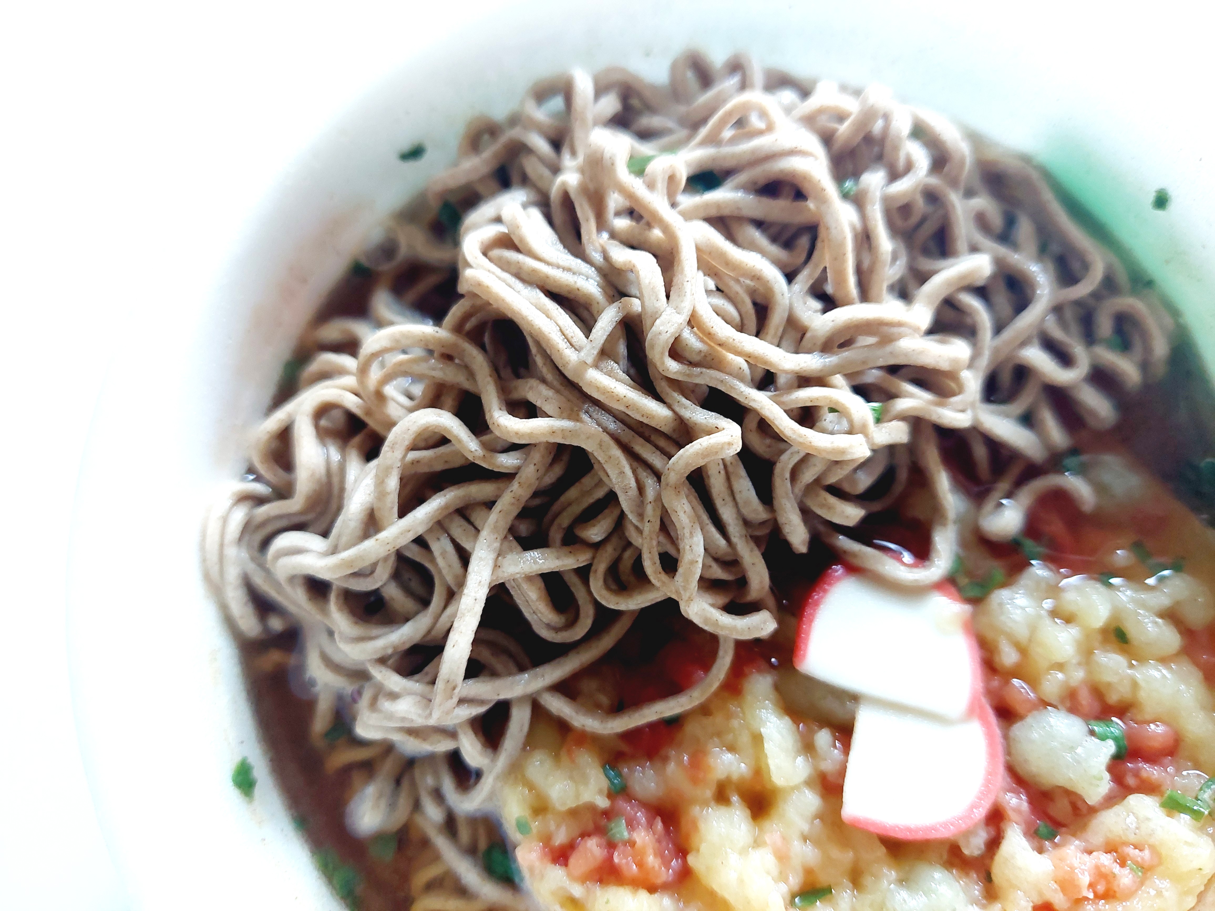 コープ「マルちゃん天ぷらそば」麺