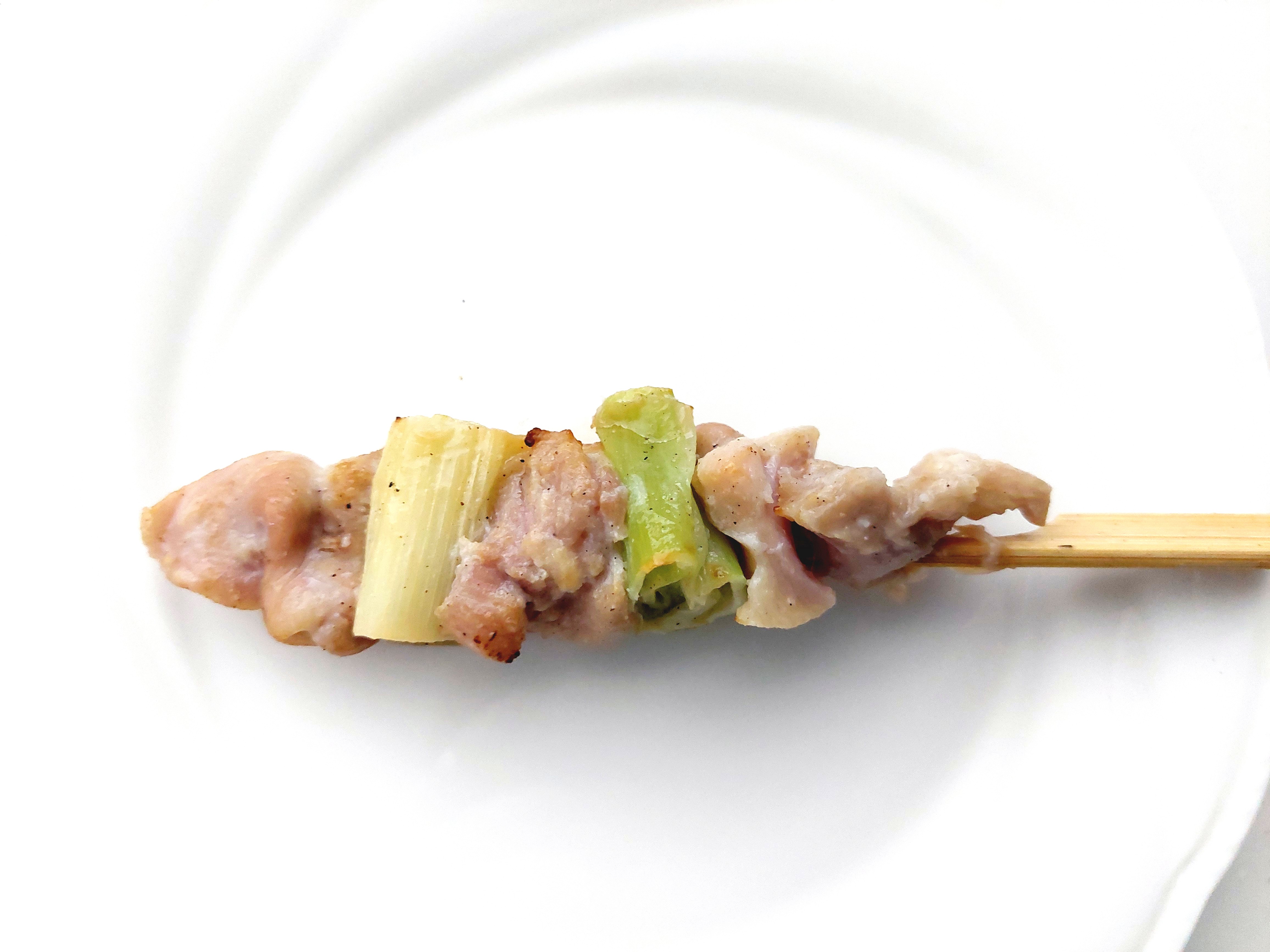 コープ「炭火やきとりねぎま串（振り塩）」1本