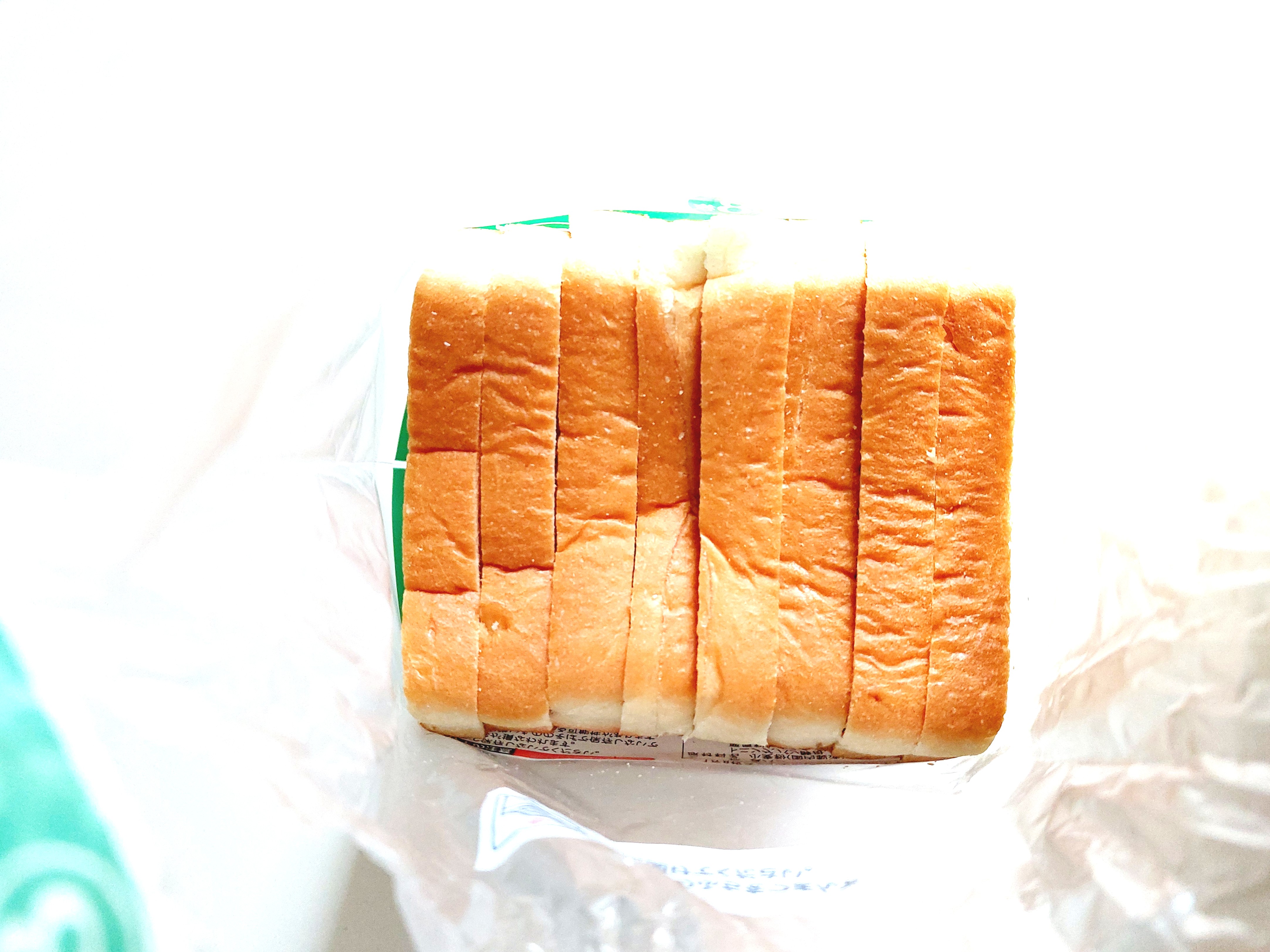 コープ「毎日食パン」袋を開けてみた