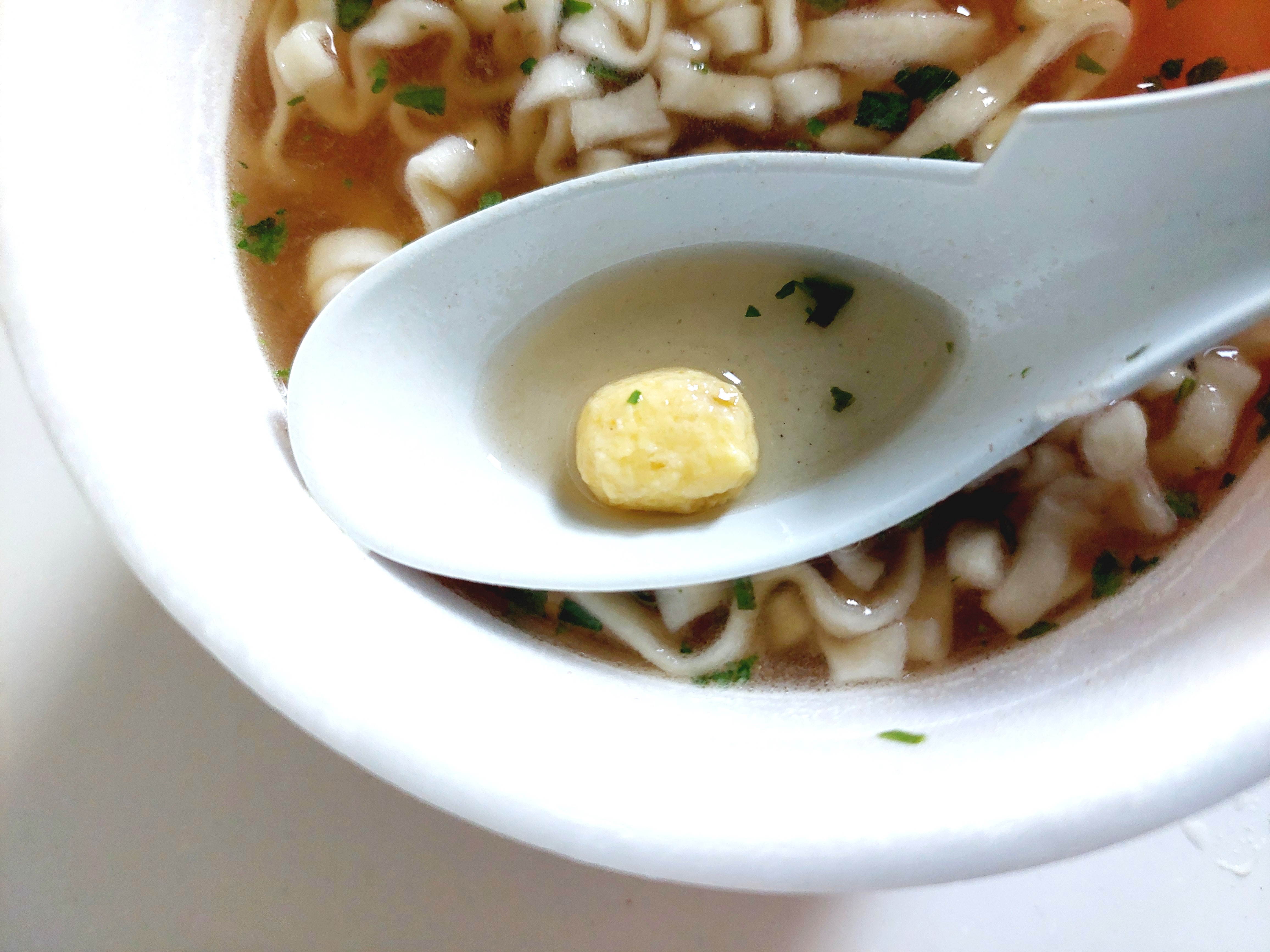 コープ「マルちゃんきつねうどん（関西風）」卵