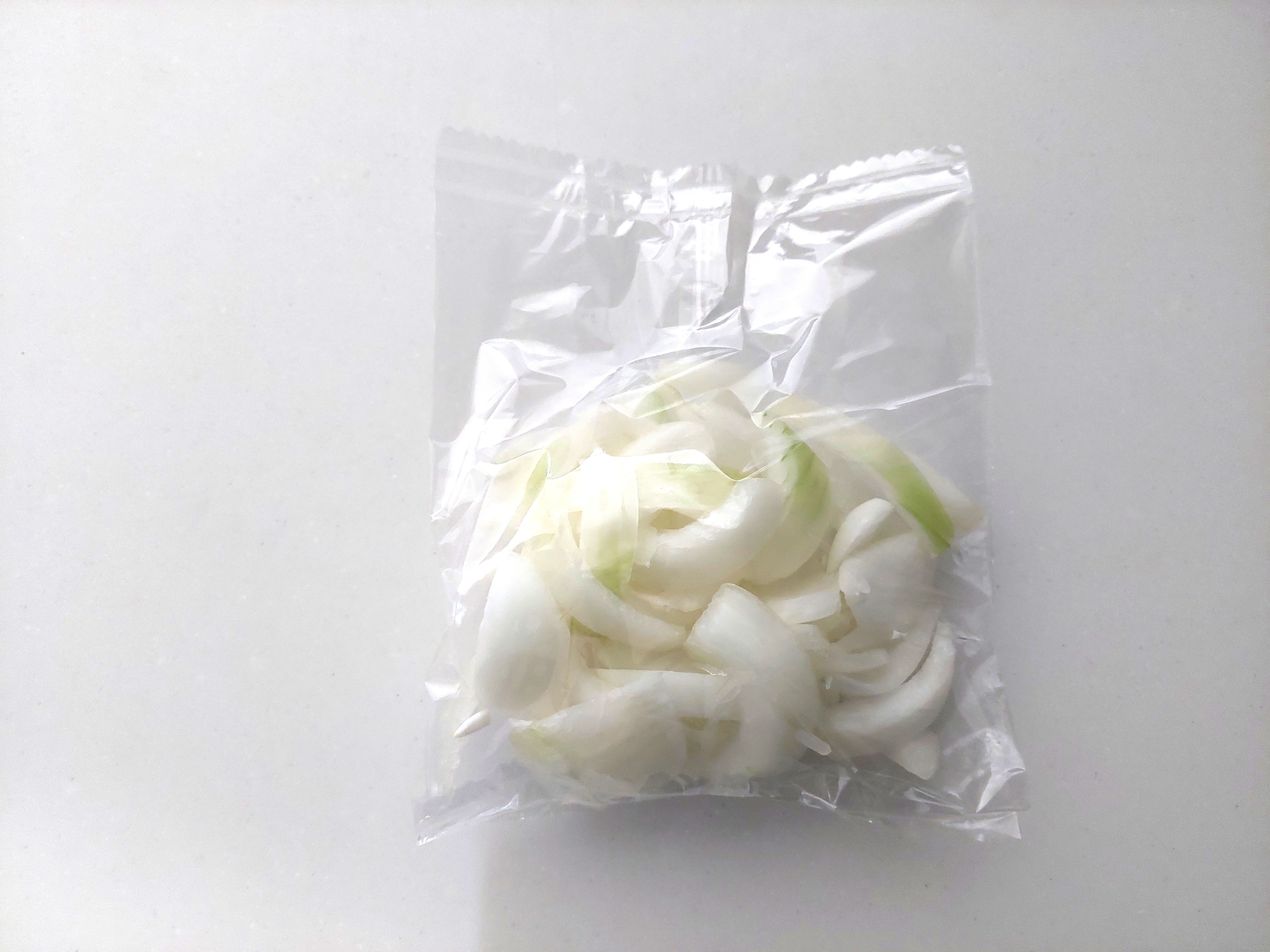パルシステム「産直手羽元と5種野菜のスープカレーセット」たまねぎ