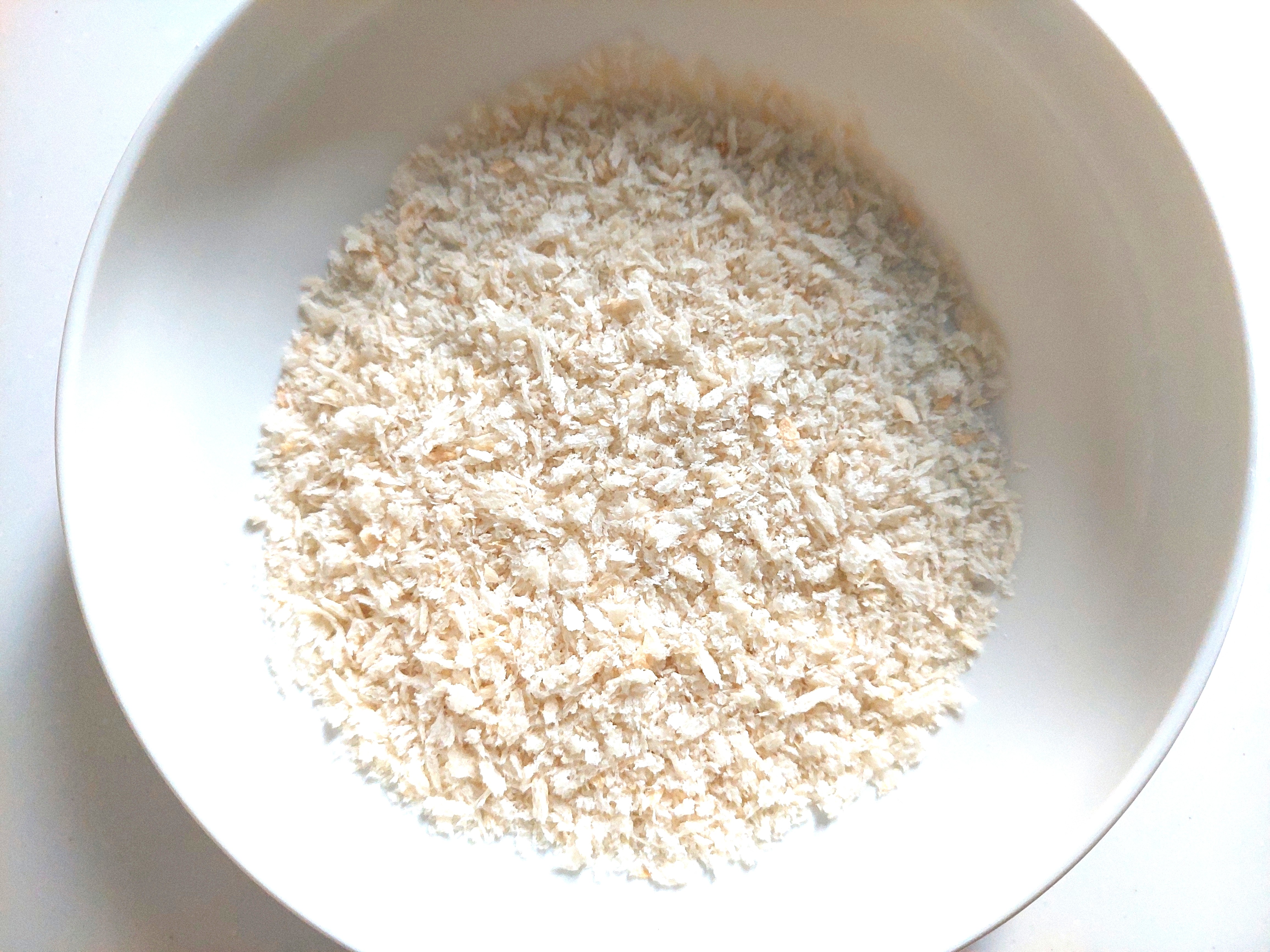コープ「パン粉（中目）」中身の画像