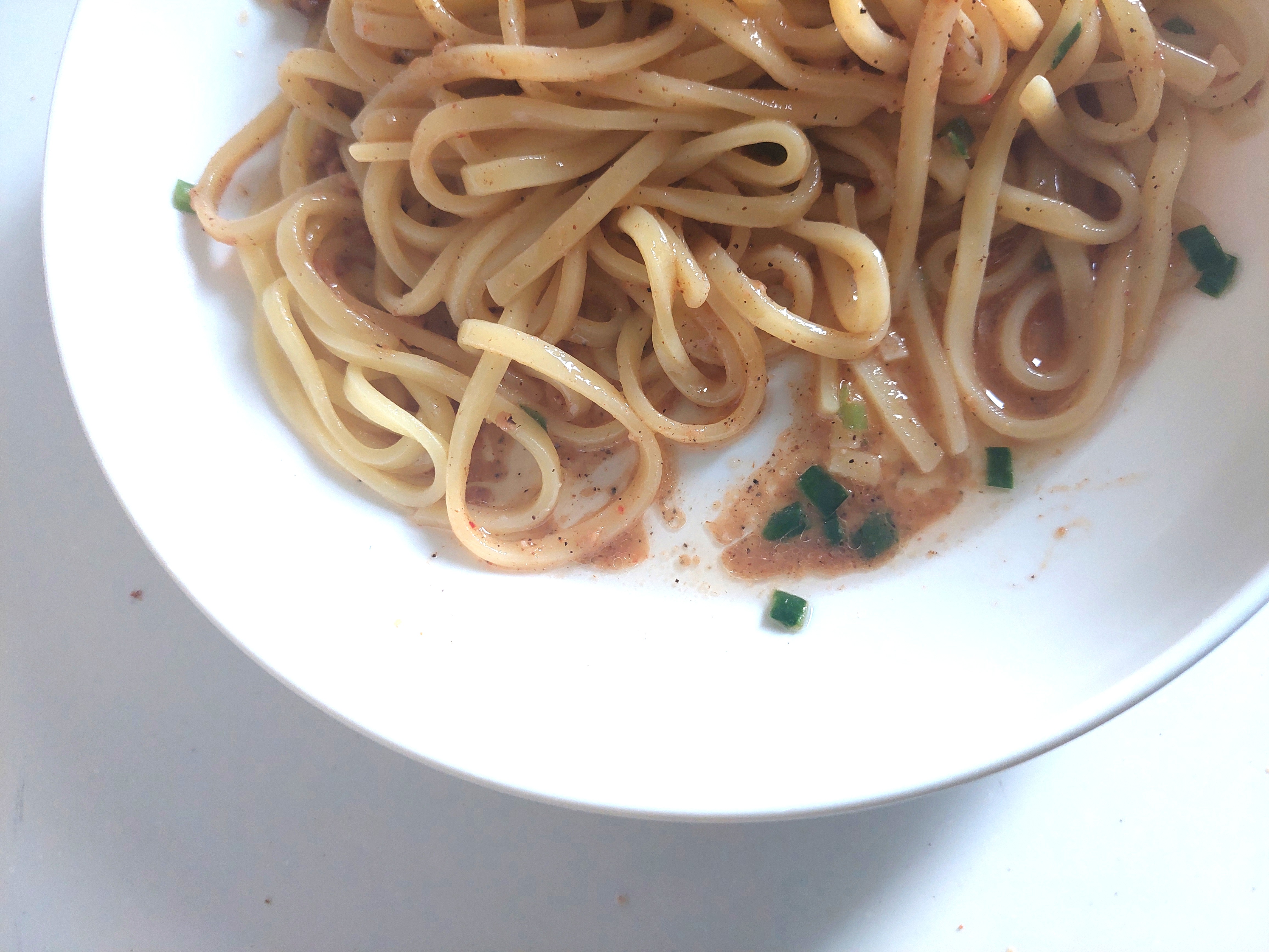 コープ「黒胡椒香る　台湾まぜそば」油