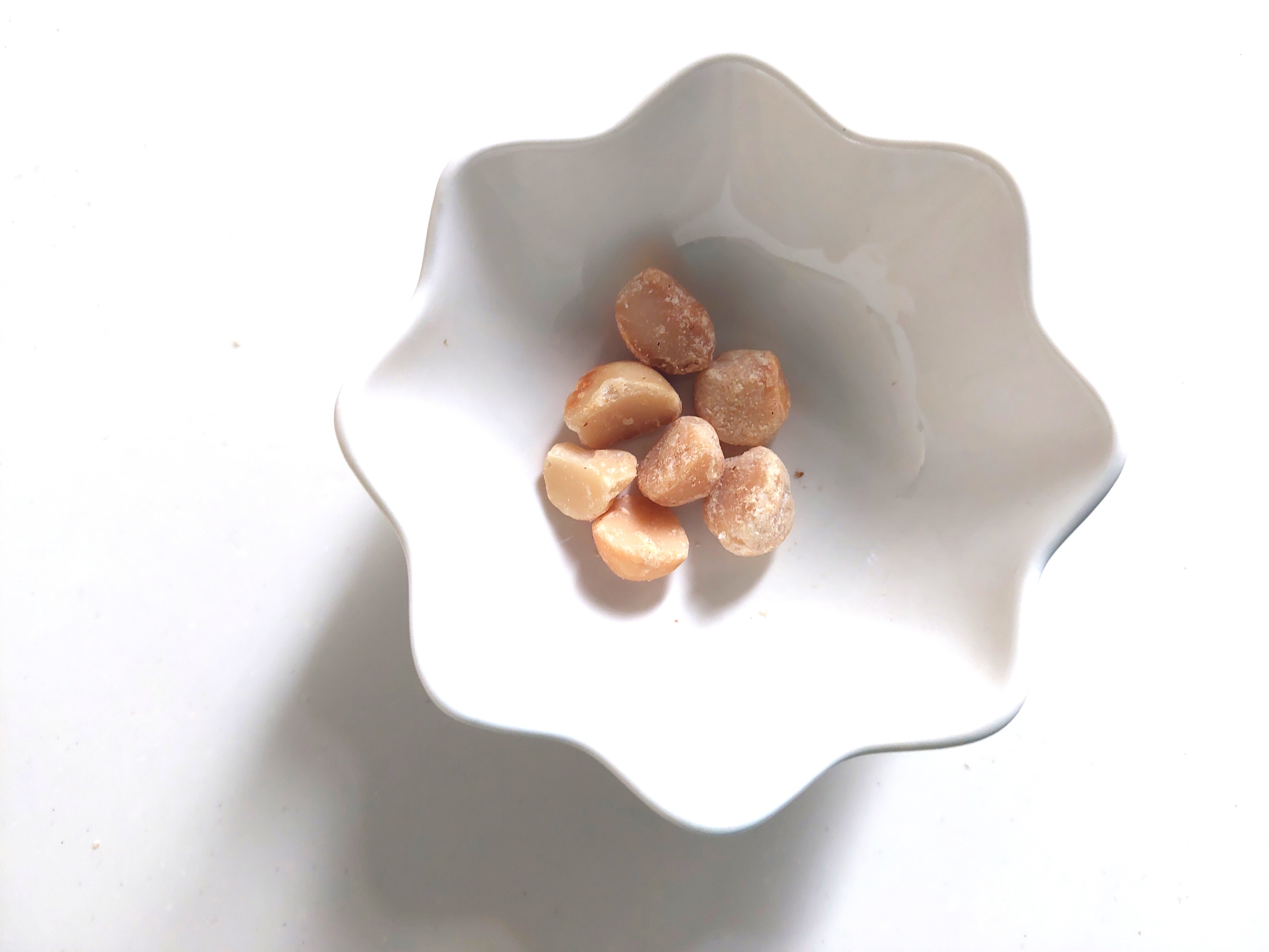 コープ「４種の食塩不使用ミックスナッツ」マカデミアナッツ