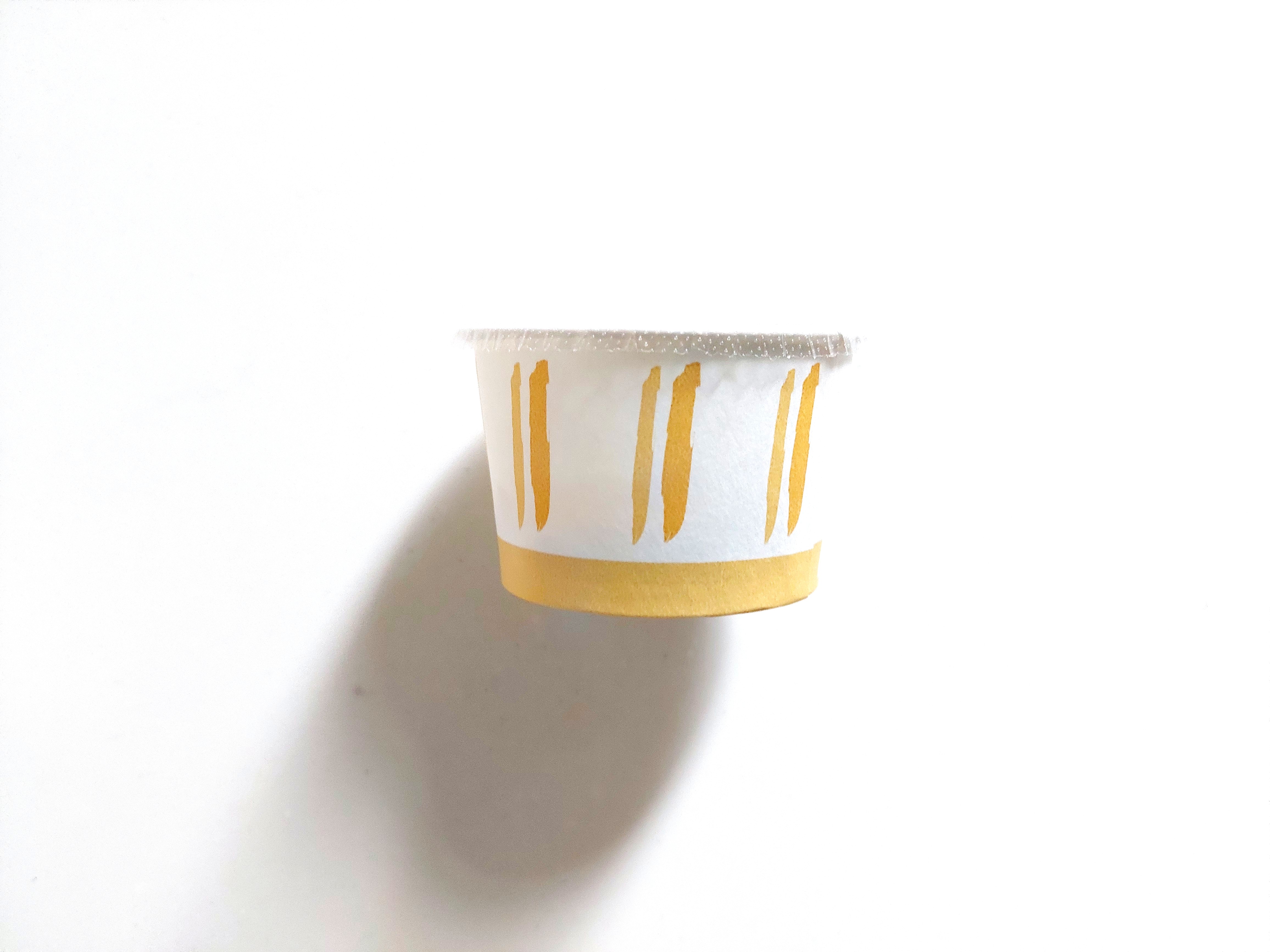 コープ「北海道産大豆の小粒納豆カップ」カップの柄