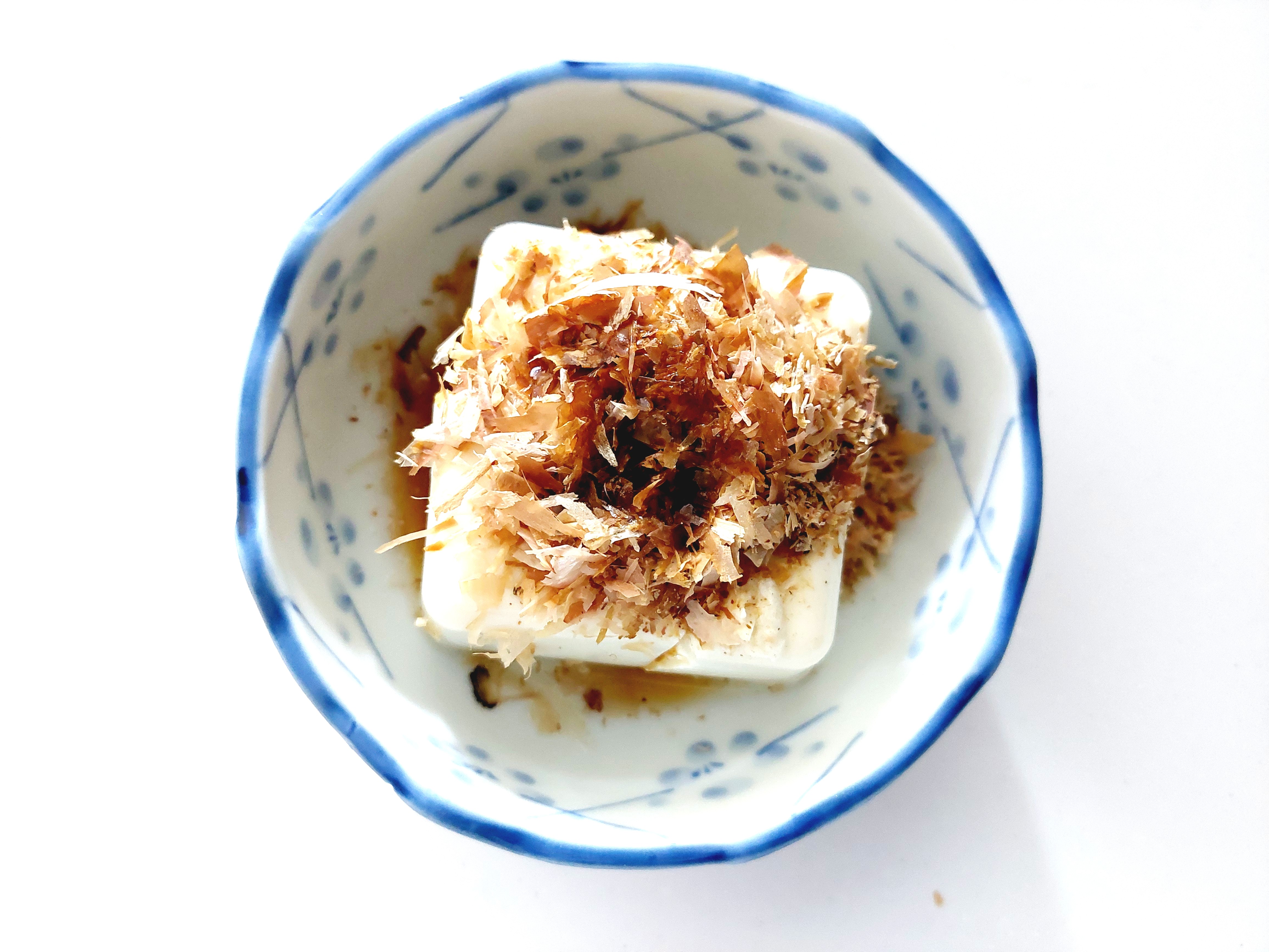 コープ「まろやか絹豆腐（充填豆腐）」冷奴