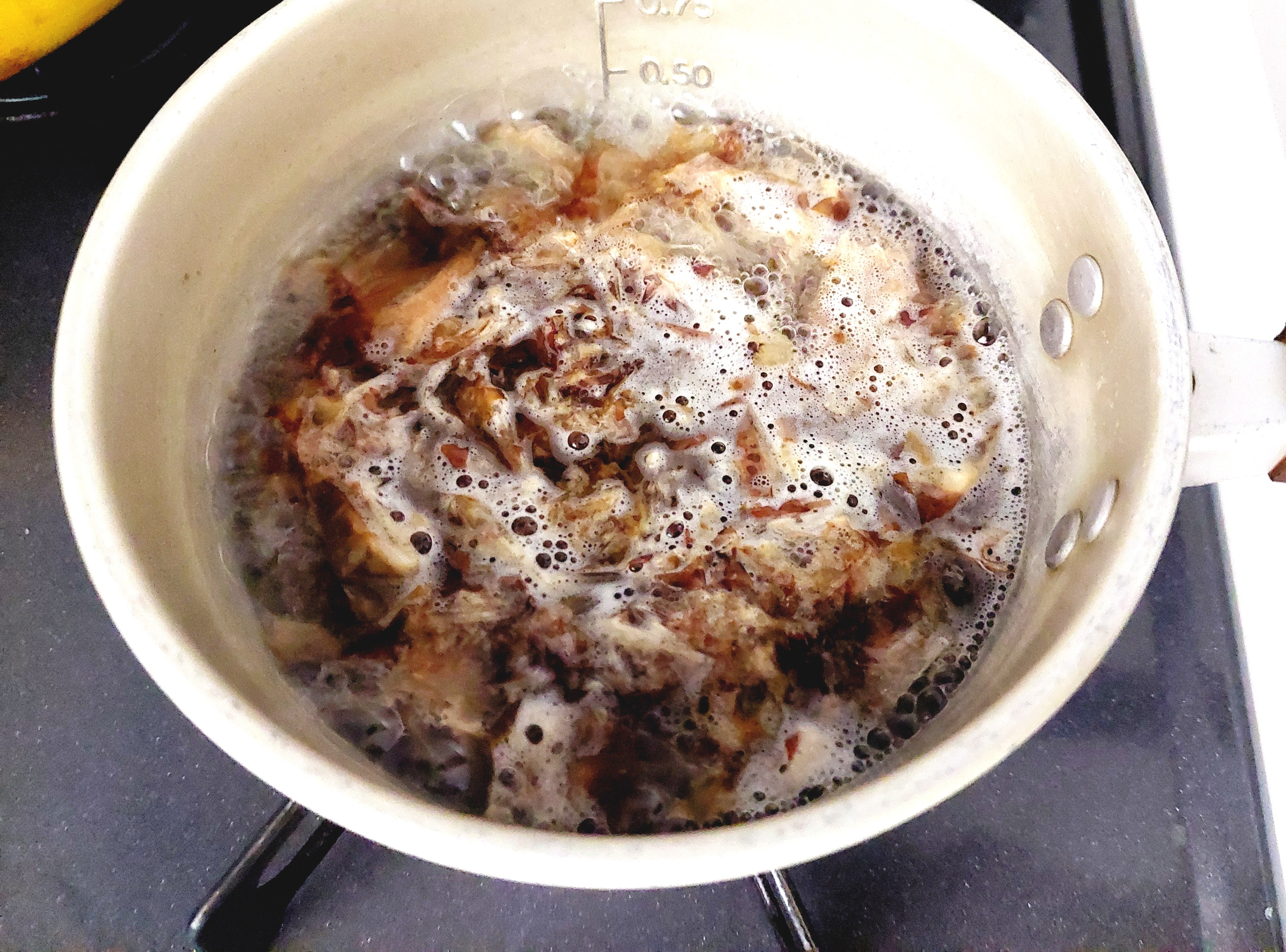 コープ「花かつお」だしを取っている最中