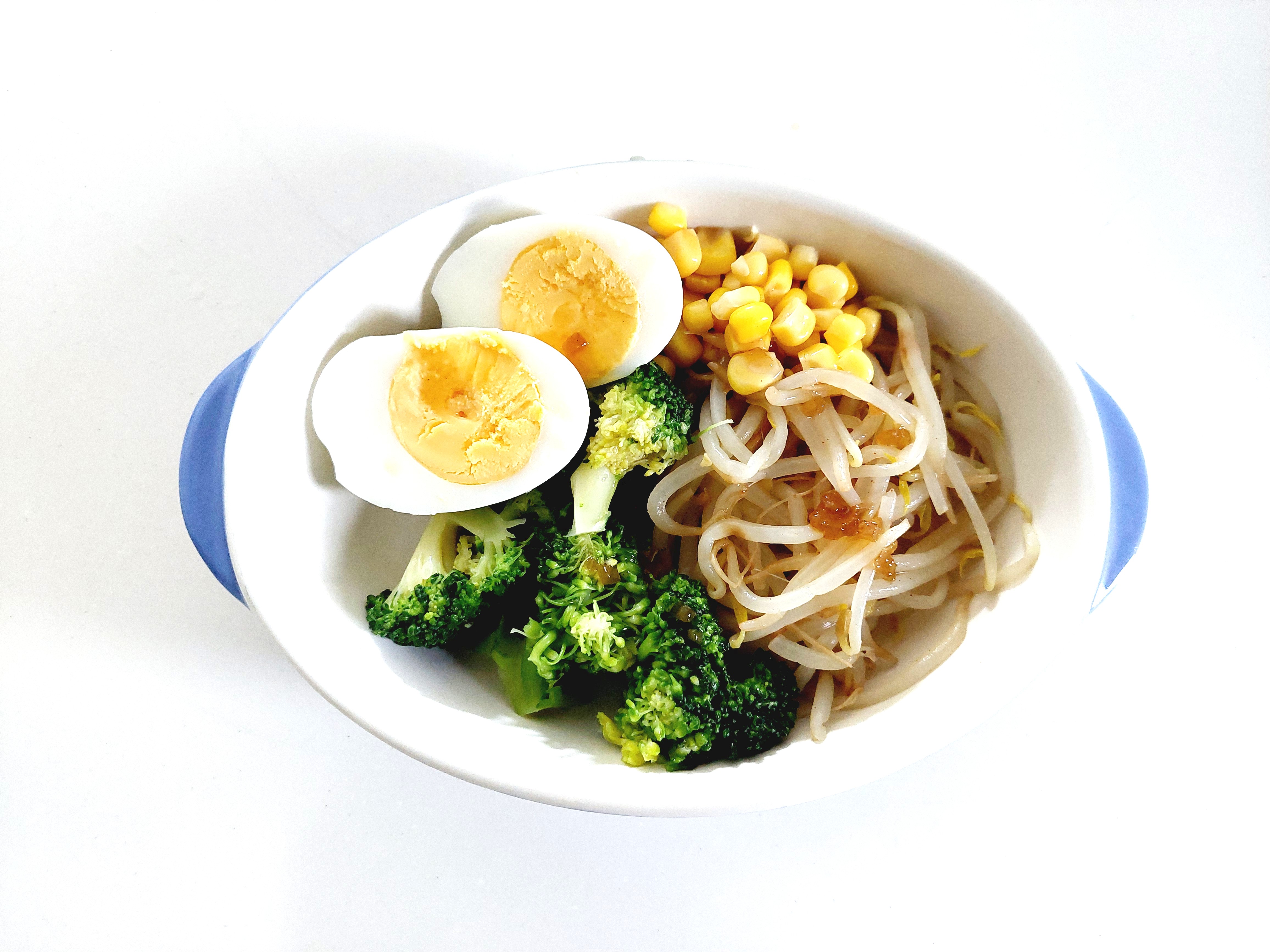 コープ「国産たまねぎの旨ぽん酢(四国産ゆず果汁使用)」サラダにかけてみた2