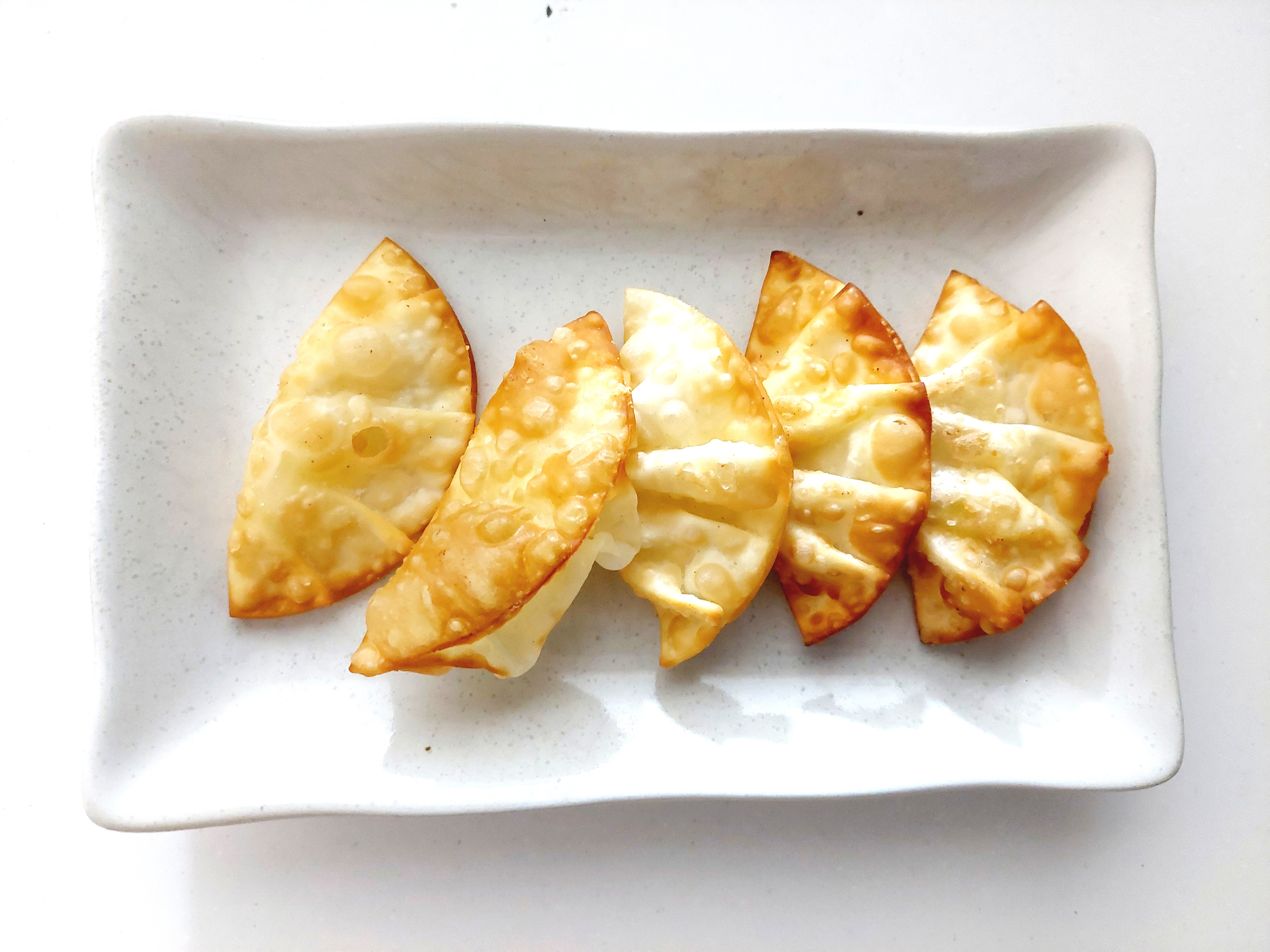 コープ「餃子の皮」チーズ巻き