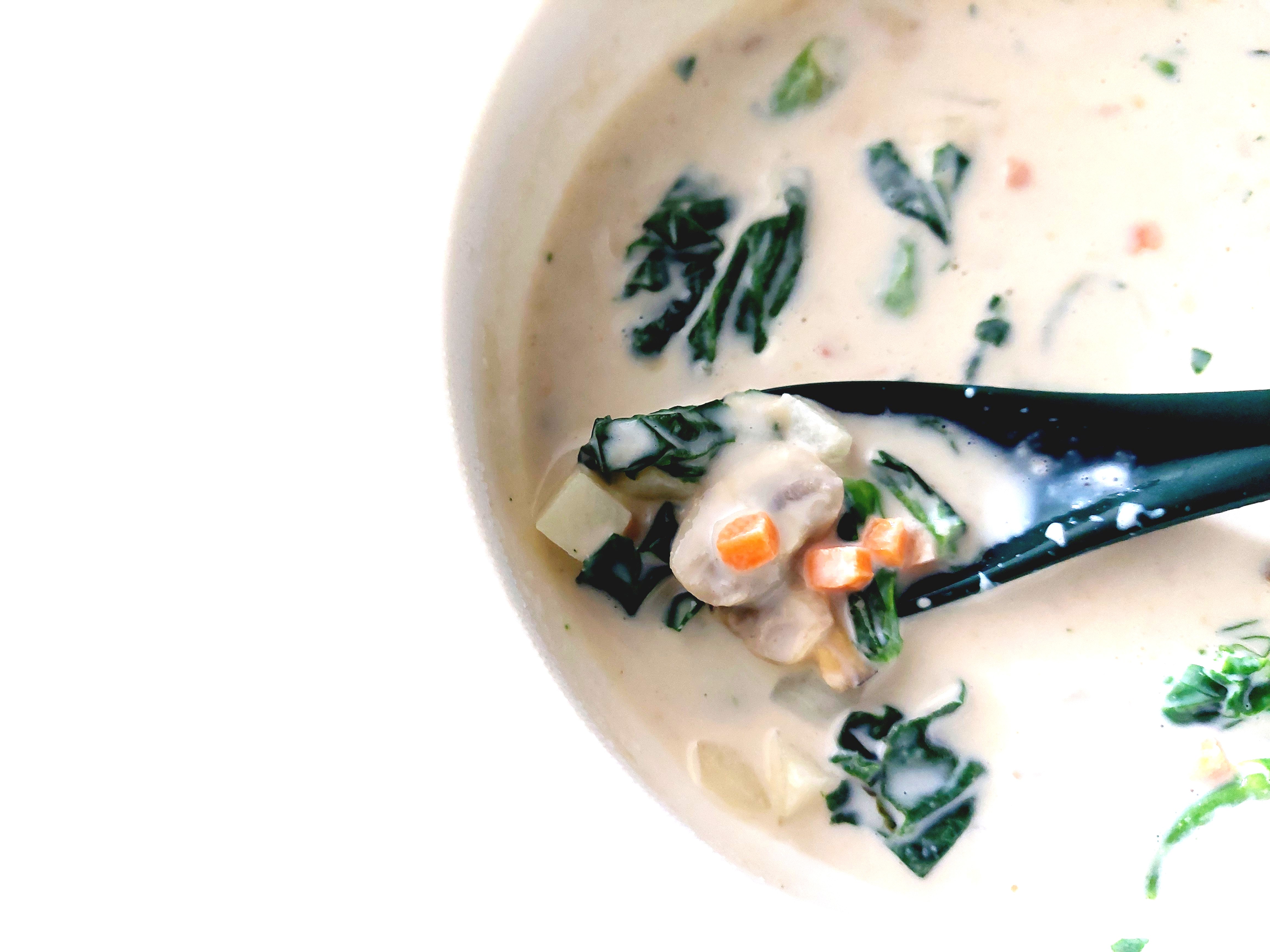 グリーンスプーン「あさりと菜の花の濃厚クラムチャウダー」完成あさりアップ