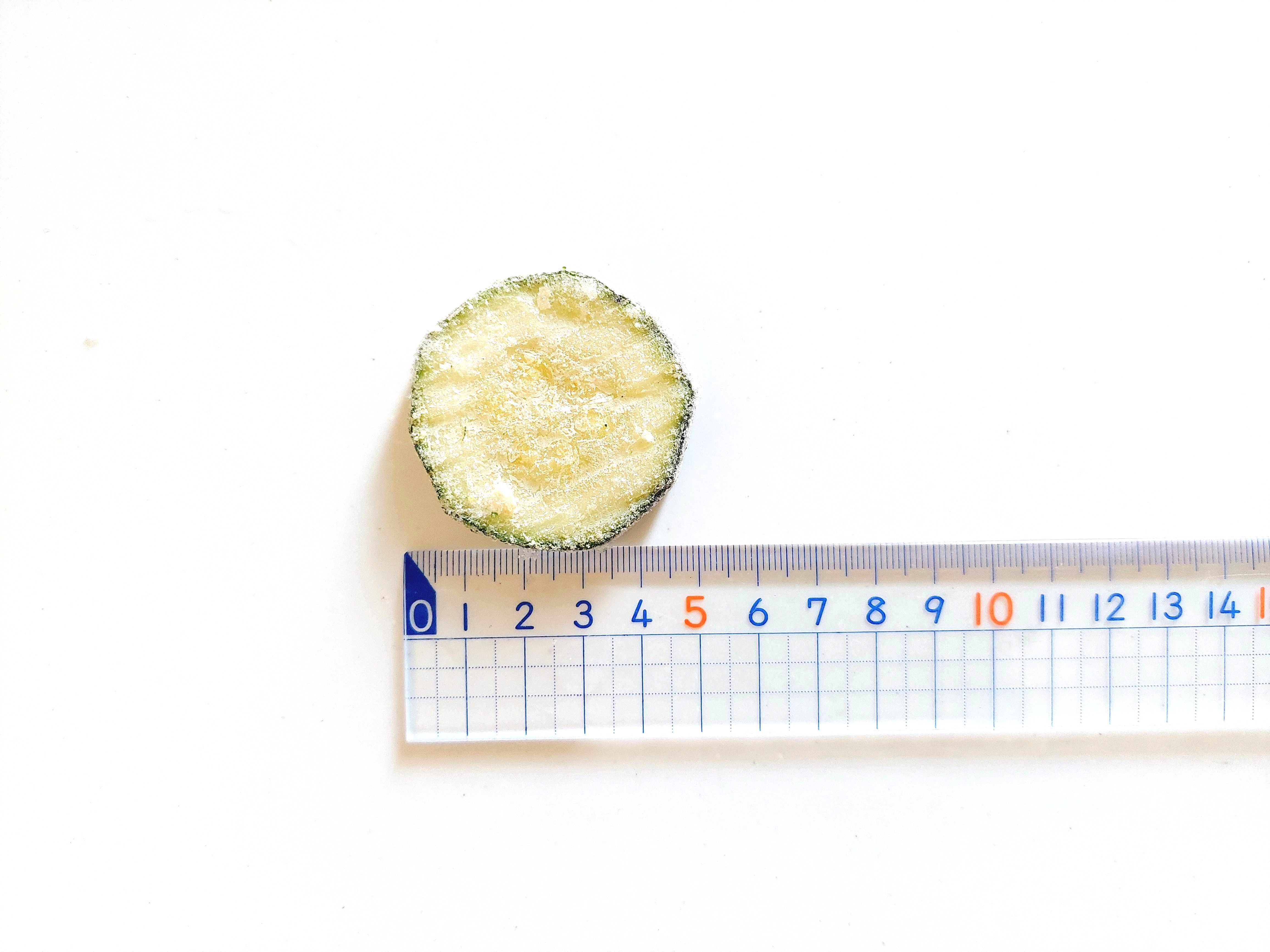 グリーンスプーン「温野菜たっぷり濃厚トマトのビスクポタージュ」ズッキーニの大きさ