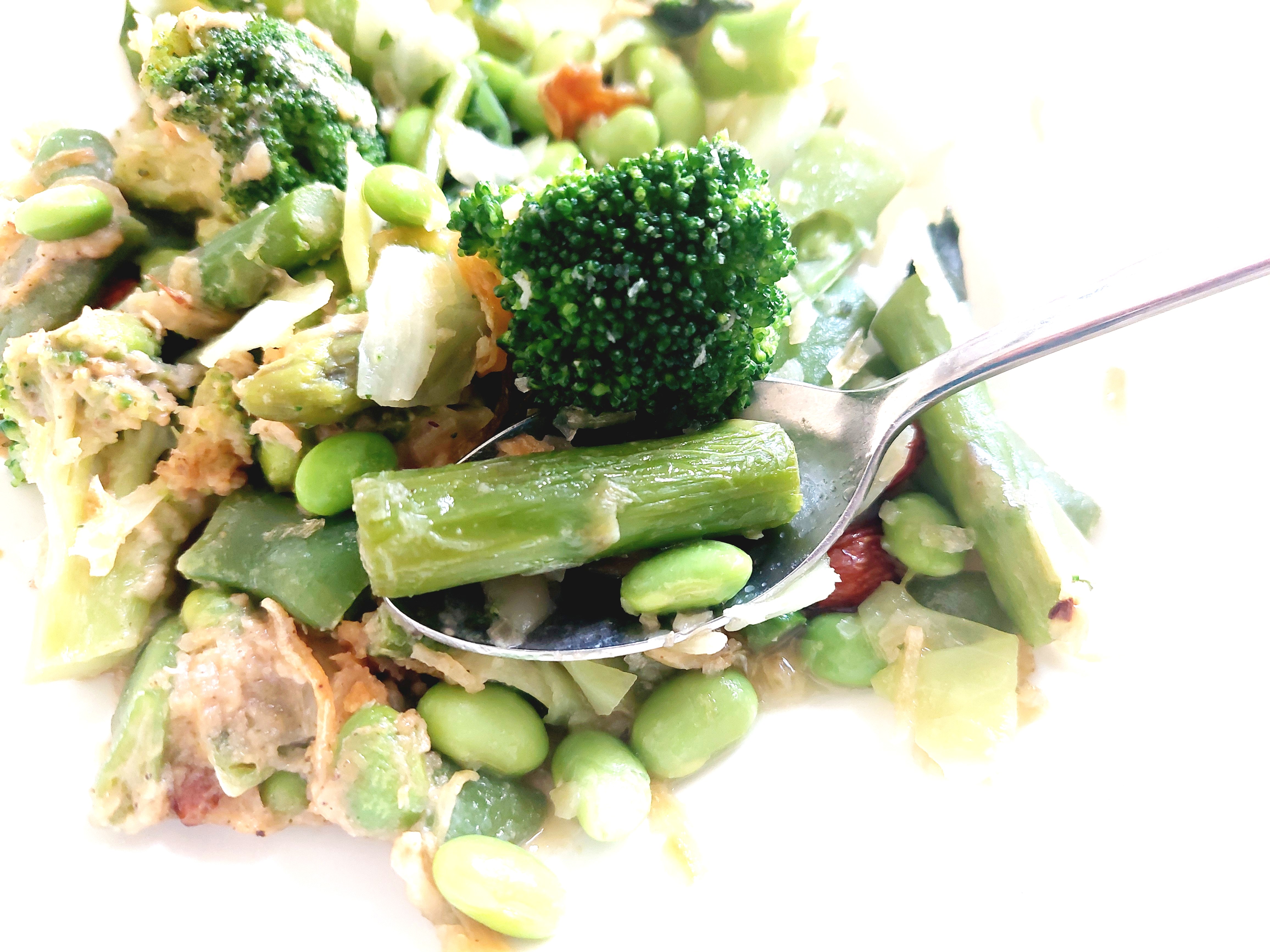 グリーンスプーン「ケールとナッツの塩麹グリーンサラダ」野菜の大きさ