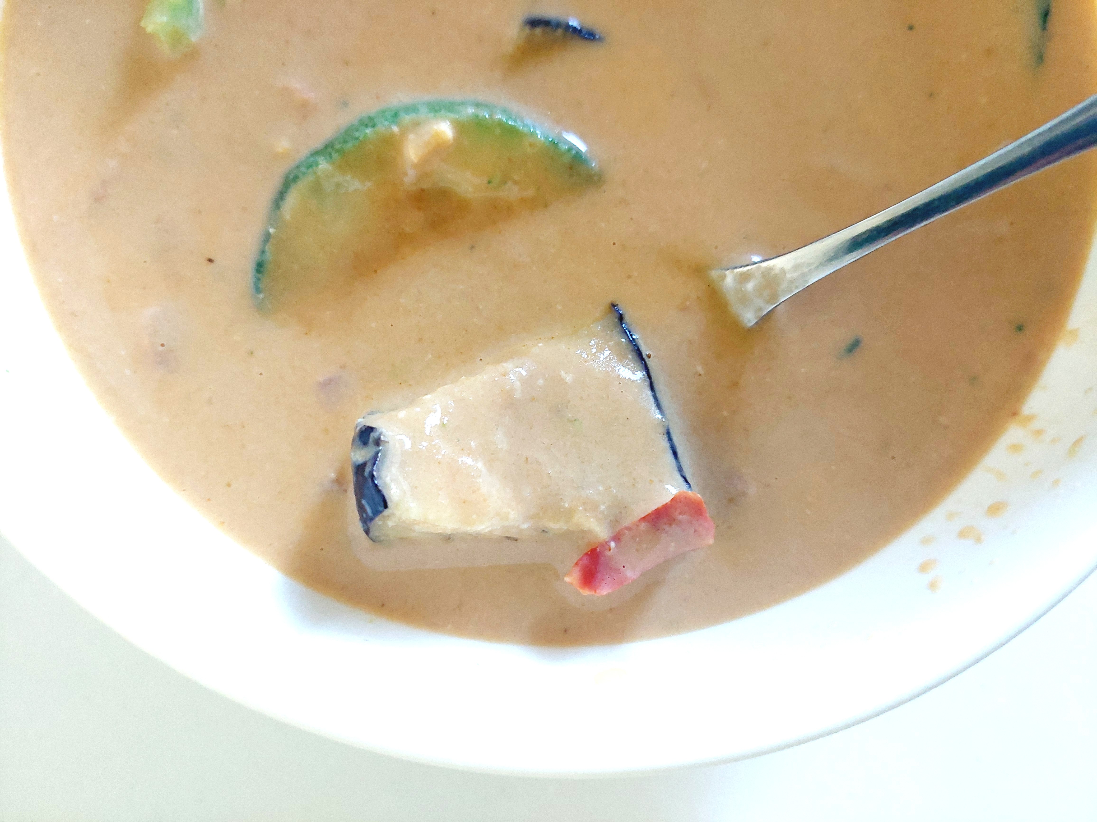 グリーンスプーン「温野菜たっぷり濃厚トマトのビスクポタージュ」完成なす