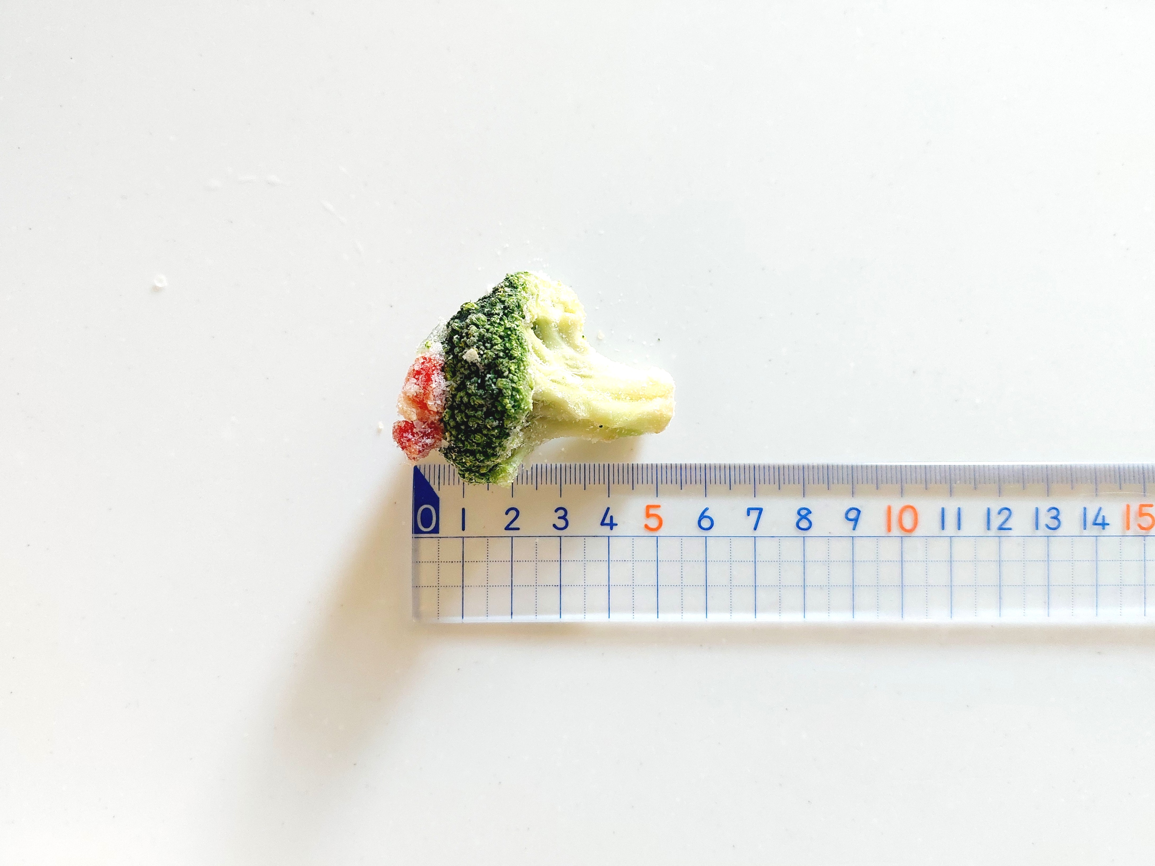 グリーンスプーン「温野菜たっぷり濃厚トマトのビスクポタージュ」ブロッコリーの大きさ