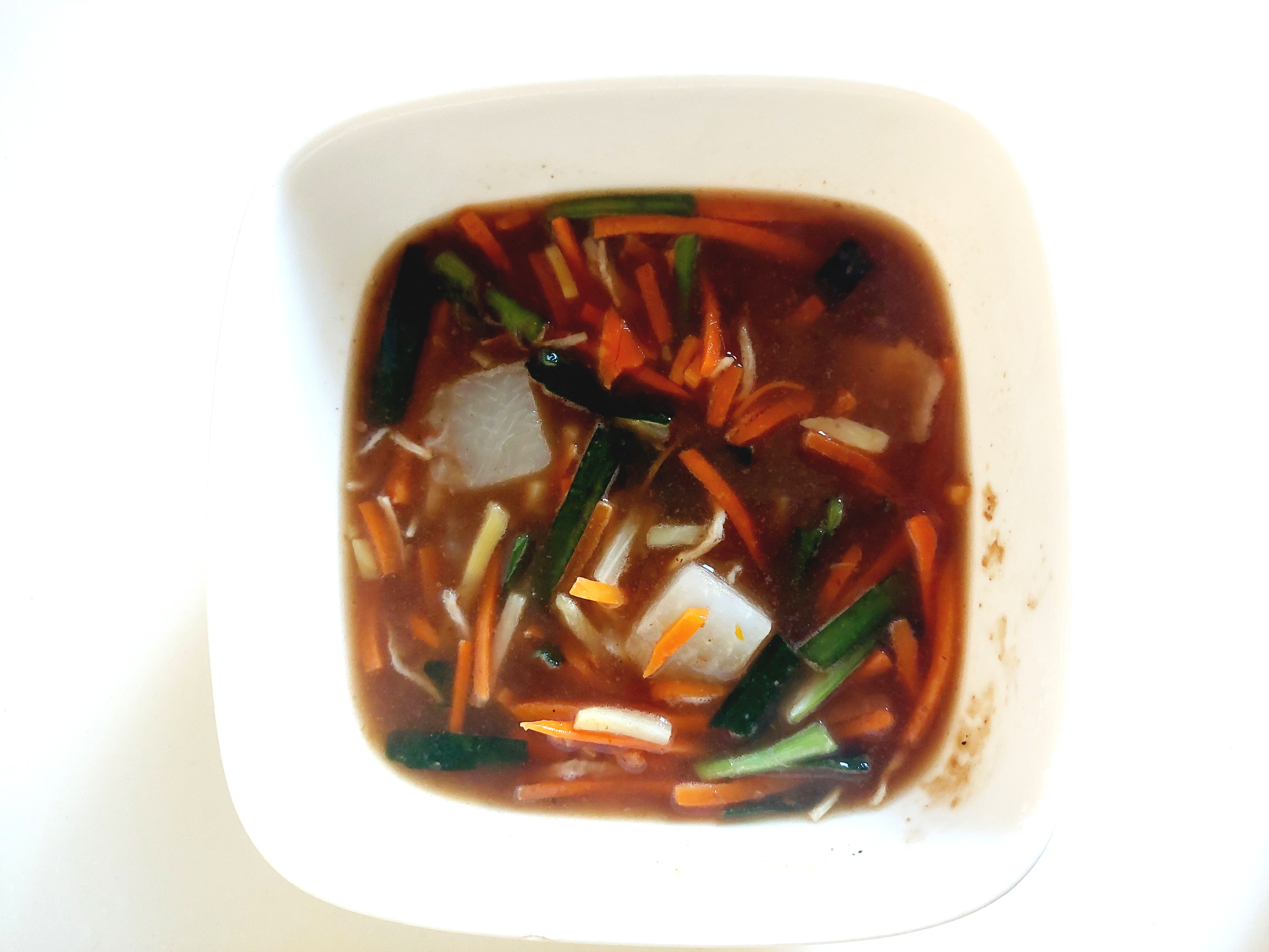 グリーンスプーン「切り干し大根と熟成香酢のピリ辛酸辣湯」完成画像