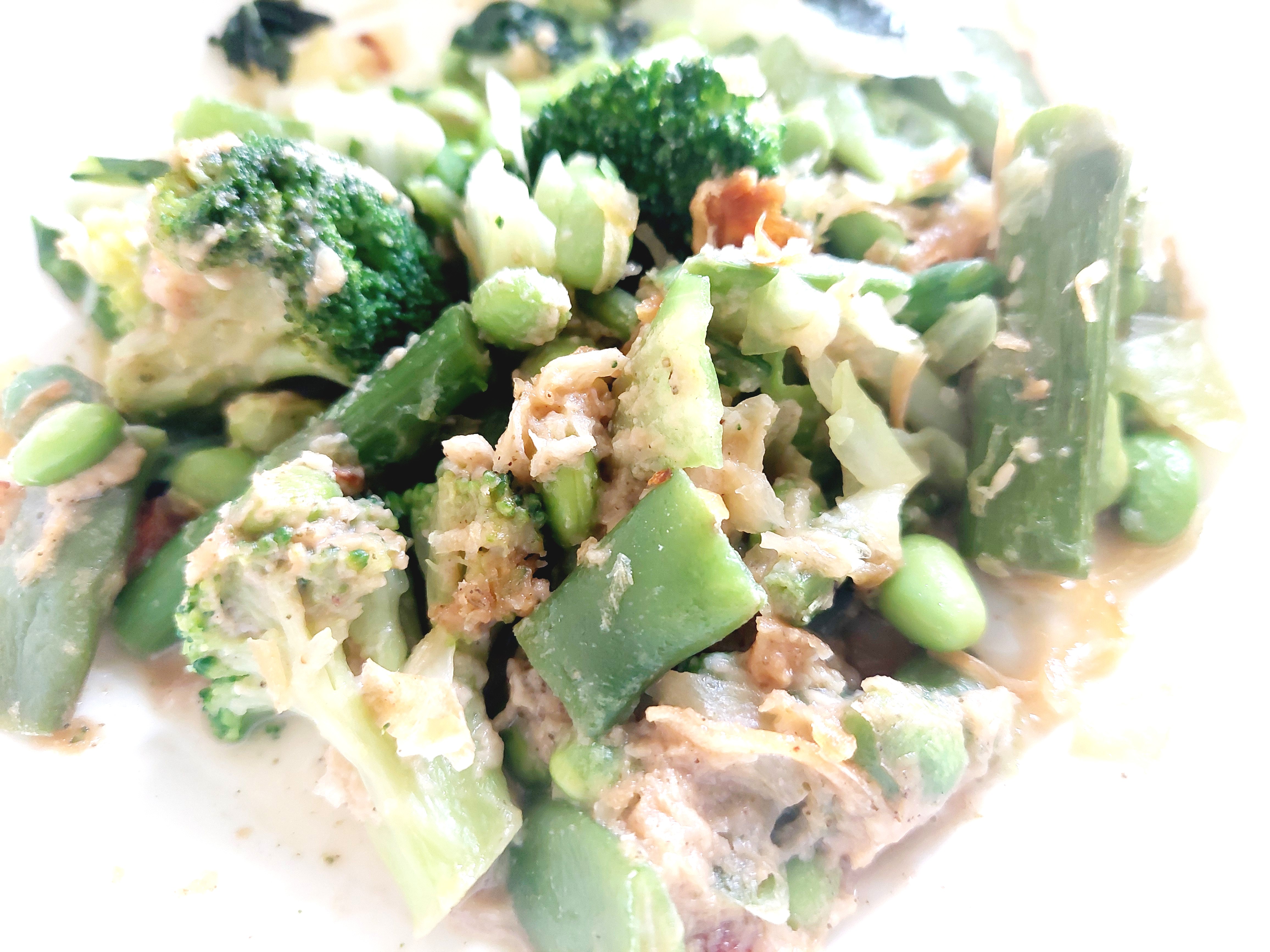 グリーンスプーン「ケールとナッツの塩麹グリーンサラダ」完成アップ