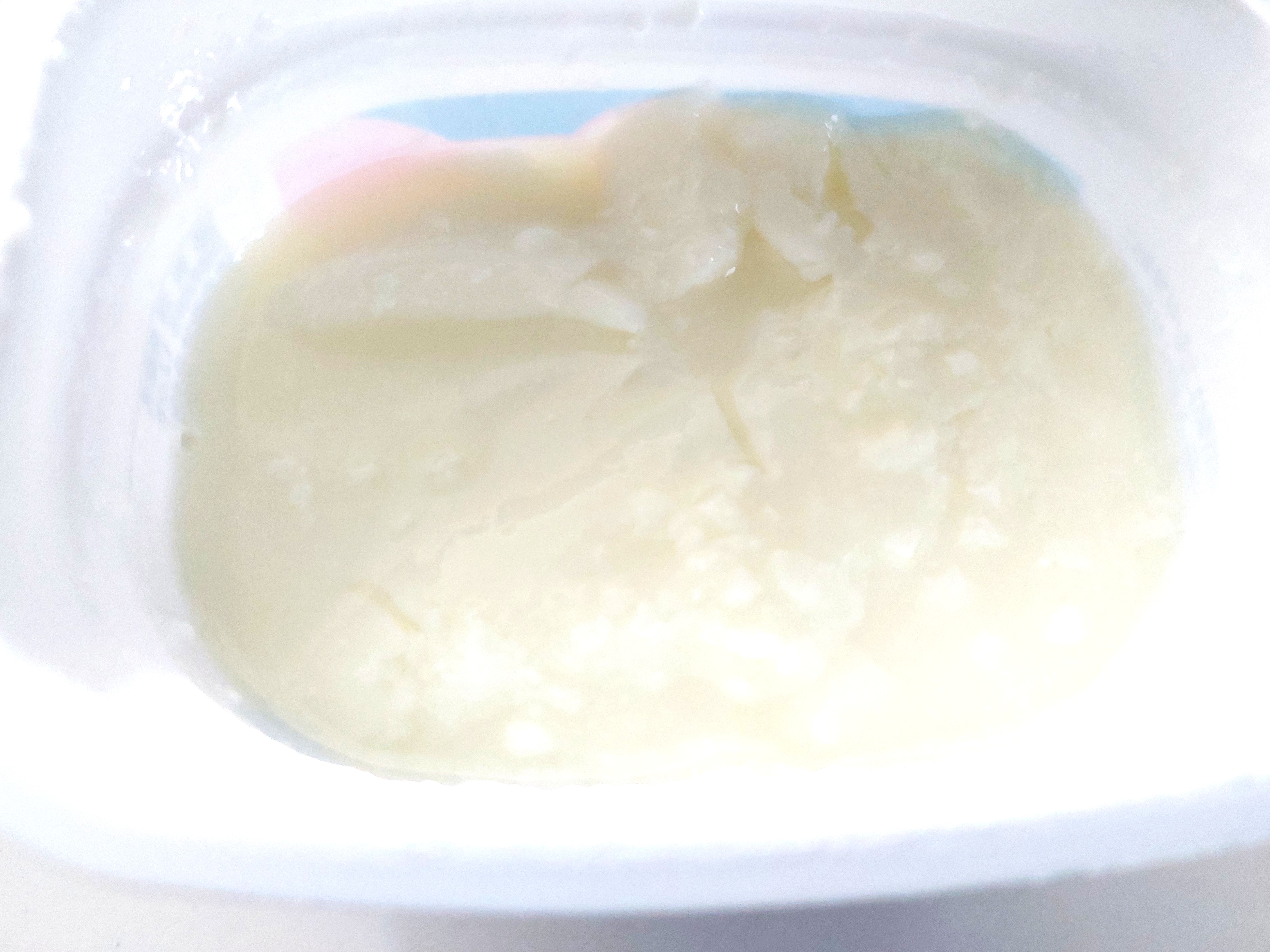 コープ「北海道脂肪０（ゼロ）プレーンヨーグルト」中身アップ