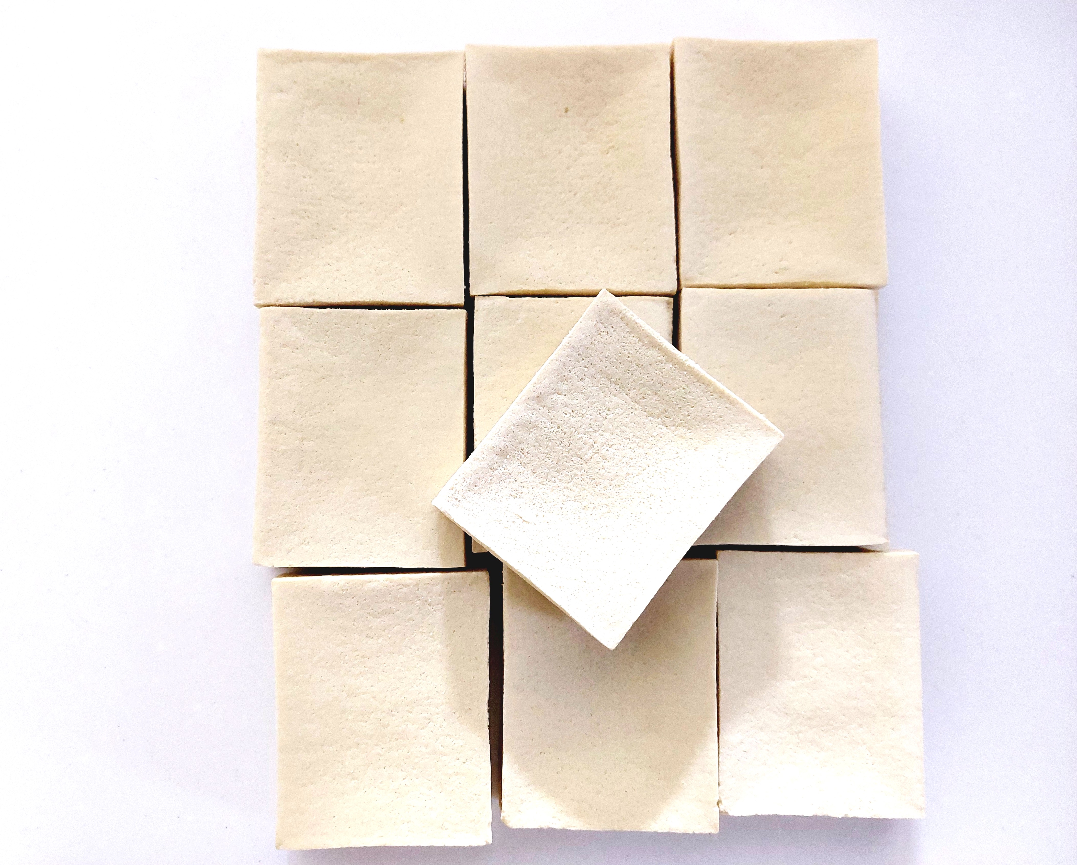 コープ「こうや豆腐徳用」中身を全部出してみた