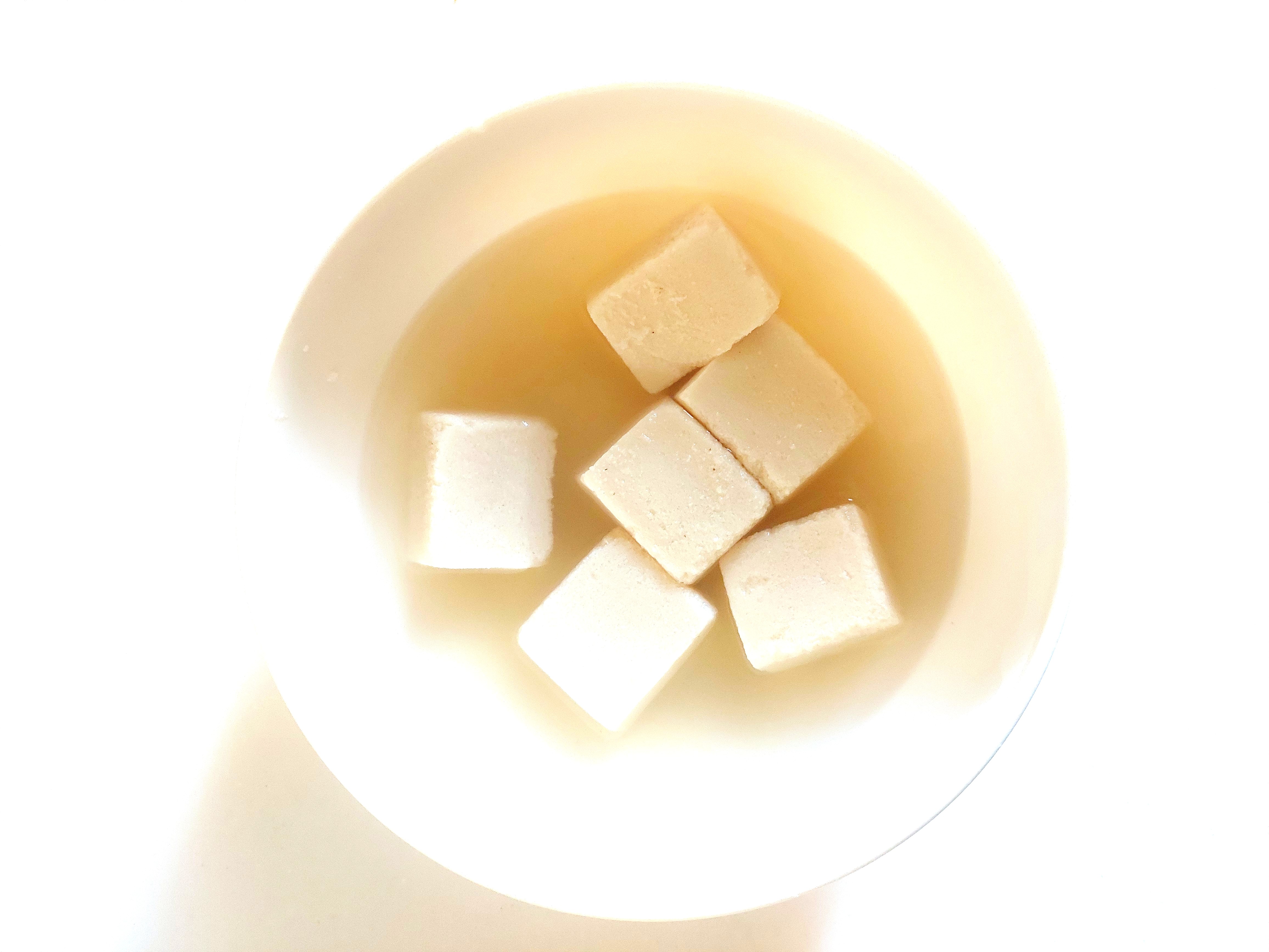 コープ「国産大豆使用ひとくちこうや豆腐(粉末だし3袋付)」完成