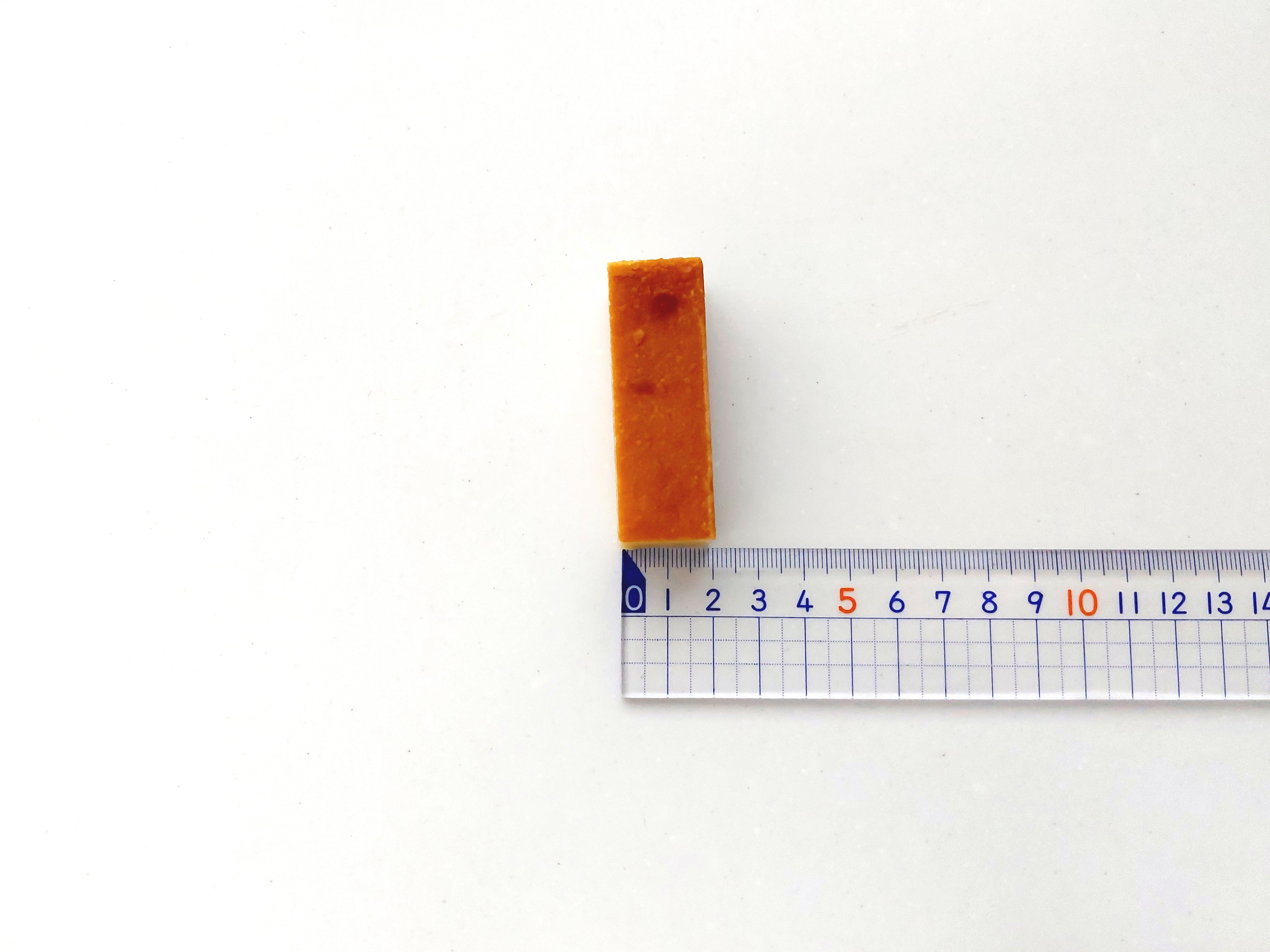 コープ「切れてるベイクドチーズケーキ」長さ2