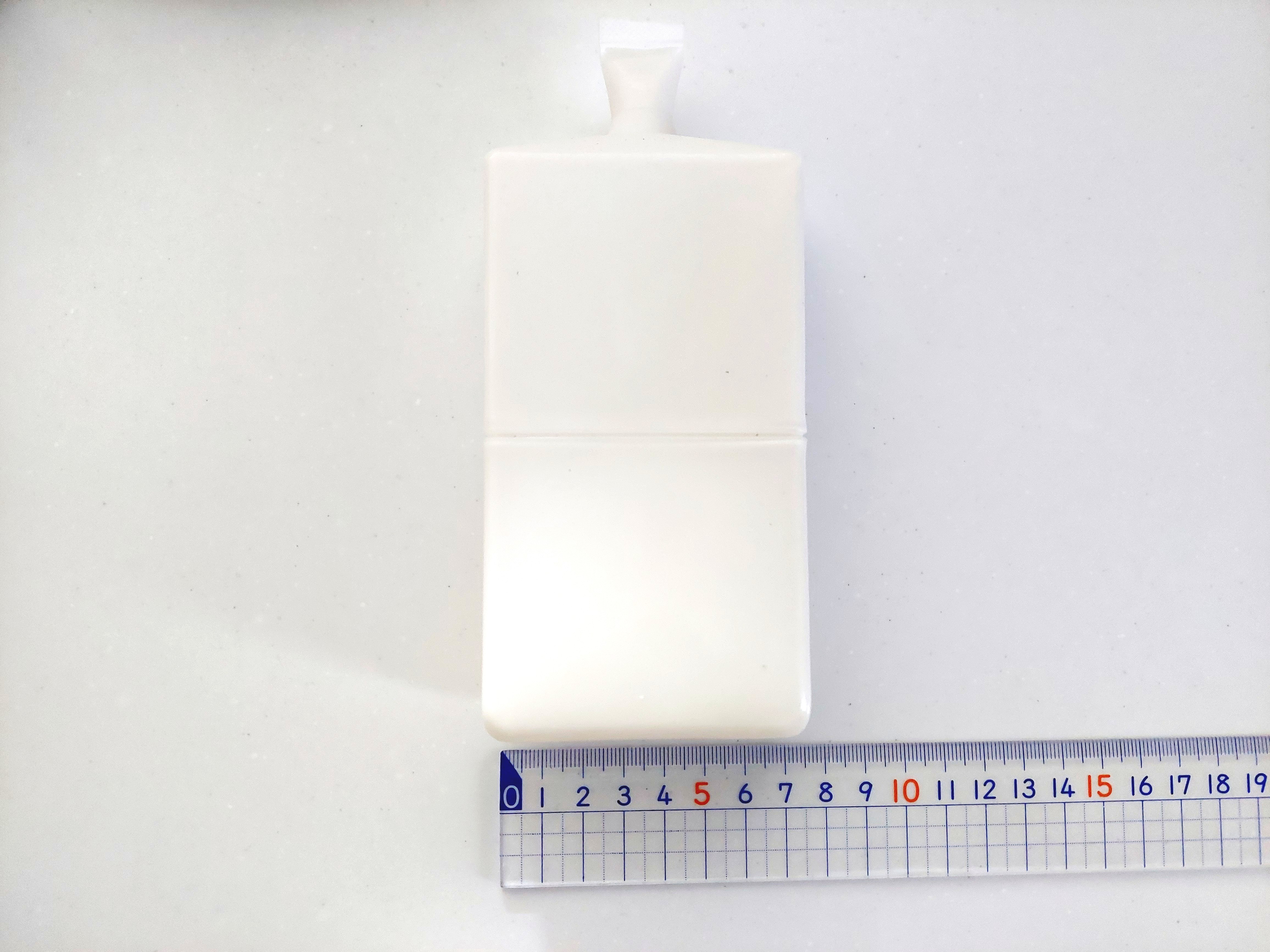 コープ「国産大豆絹ごし豆腐（充填豆腐）」長さ2