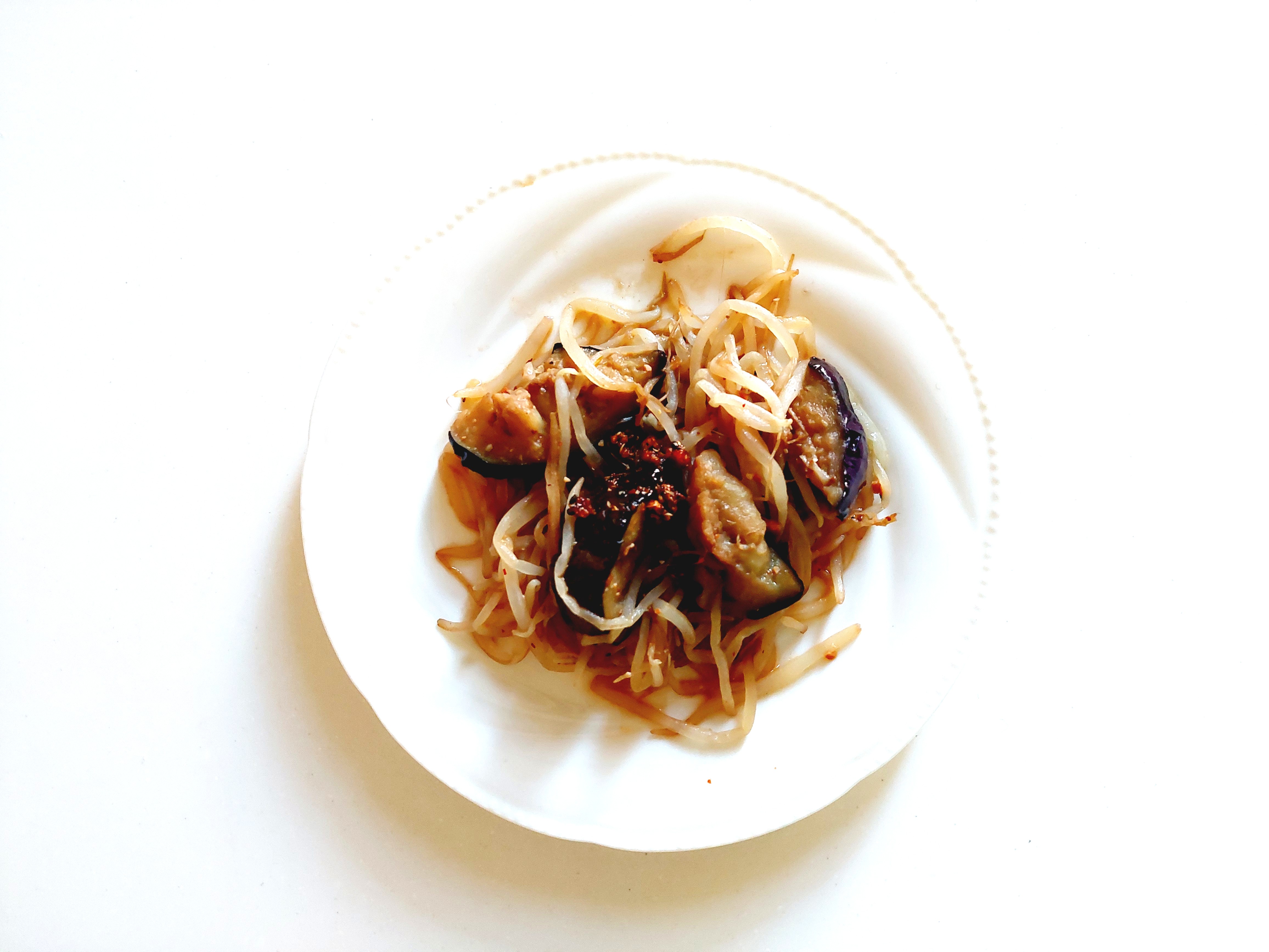 コープ「旨さしびれる花椒ソース」揚げ茄子ともやしの花椒ソース炒め