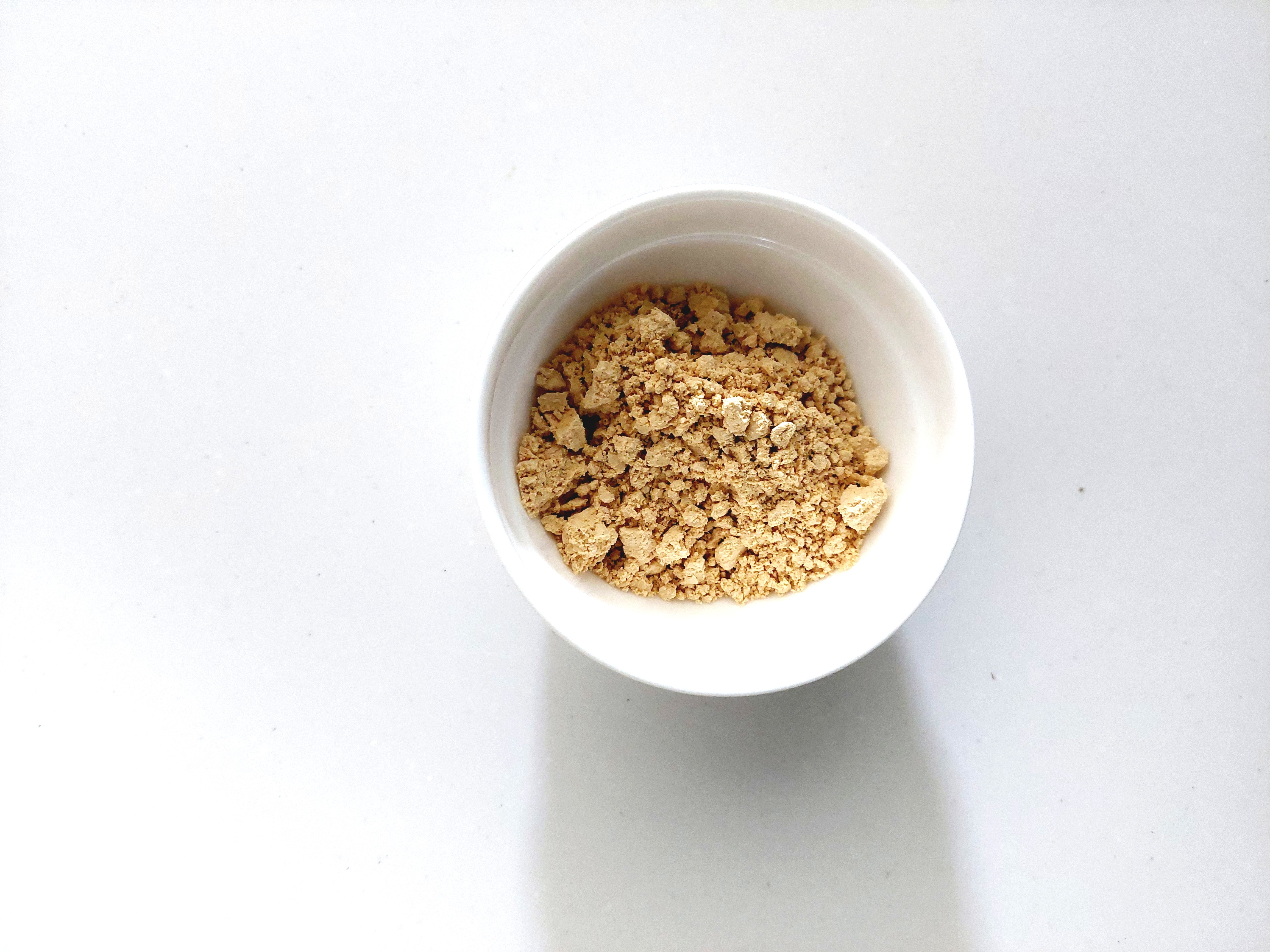 コープ「北海道の大豆１００％使用きな粉」中身