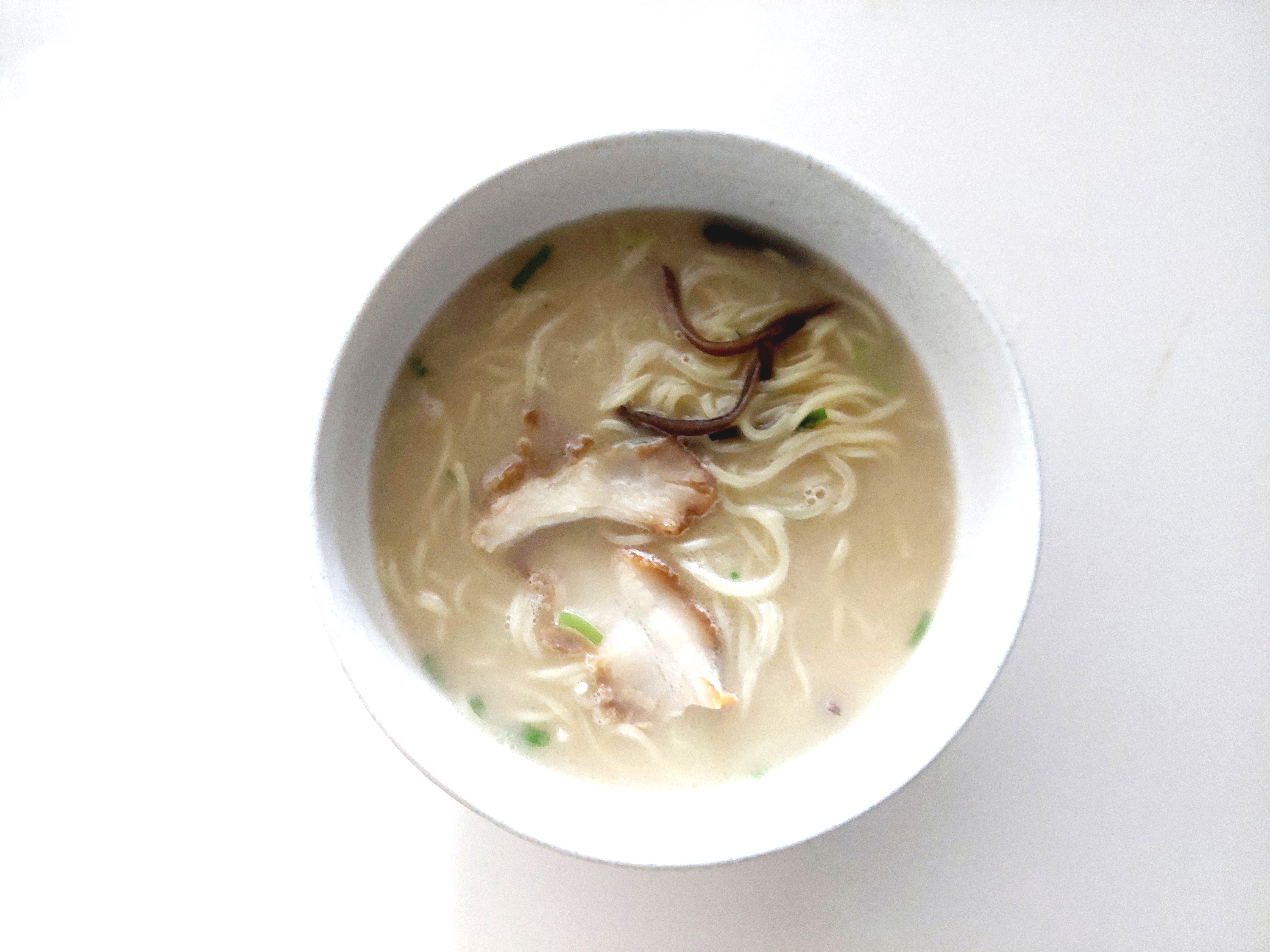 コープ「博多一風堂監修　博多とんこつラーメン（白丸元味）」完成画像