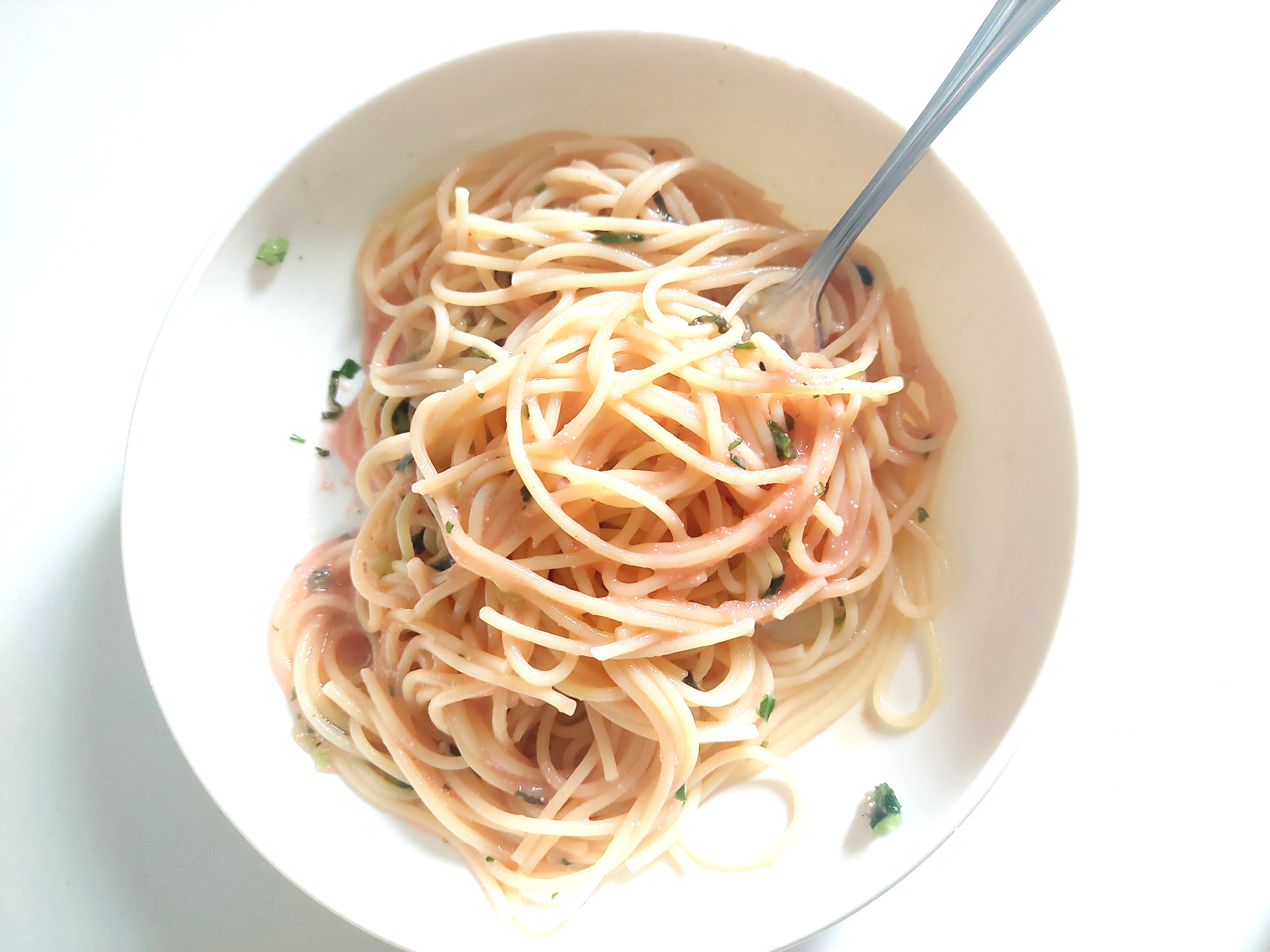 コープ「だし香る和風たらこスパゲッティ」麺アップ