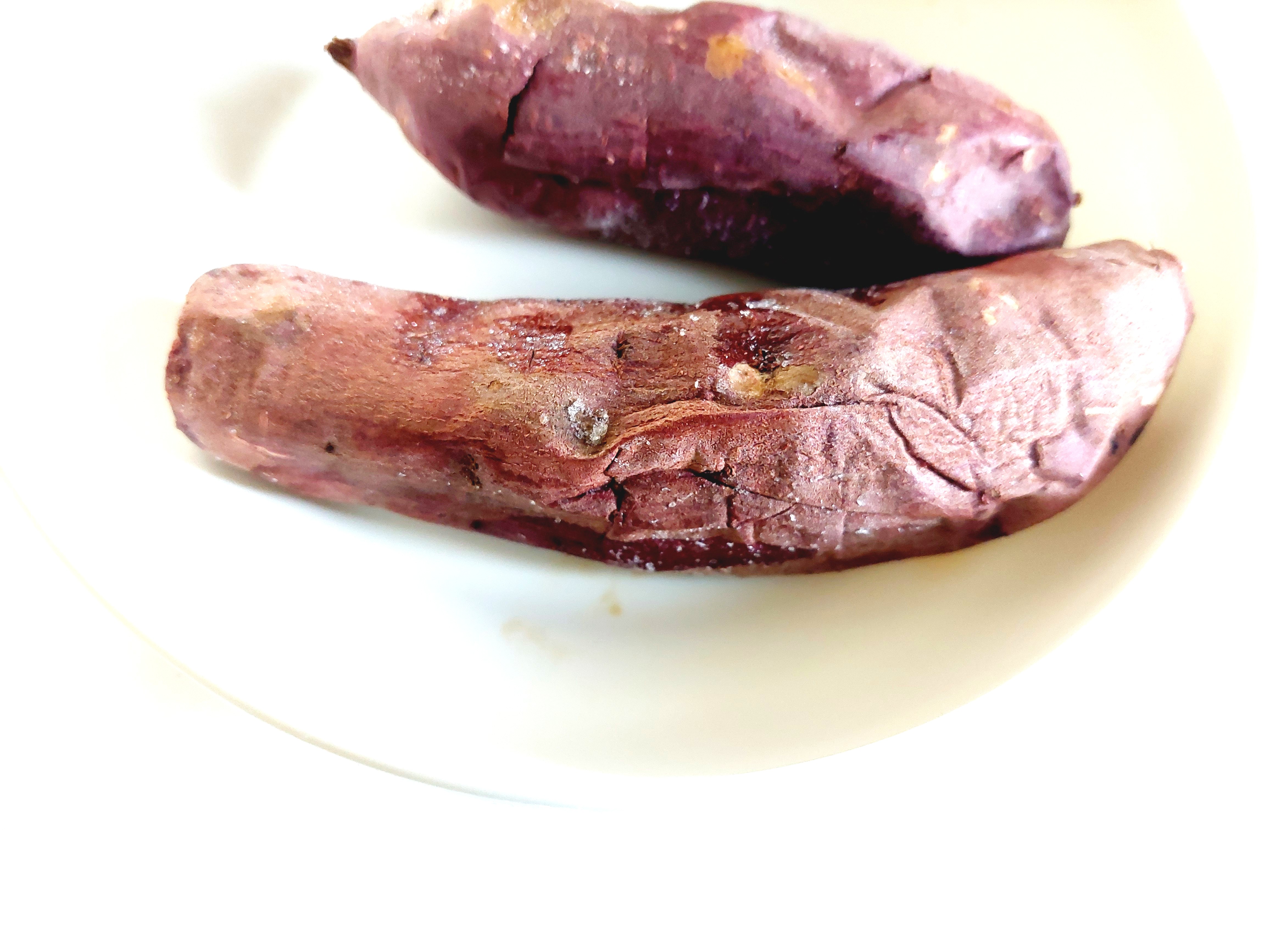 コープ「茨城県産紅はるかのねっとり焼いも」結構デカイ