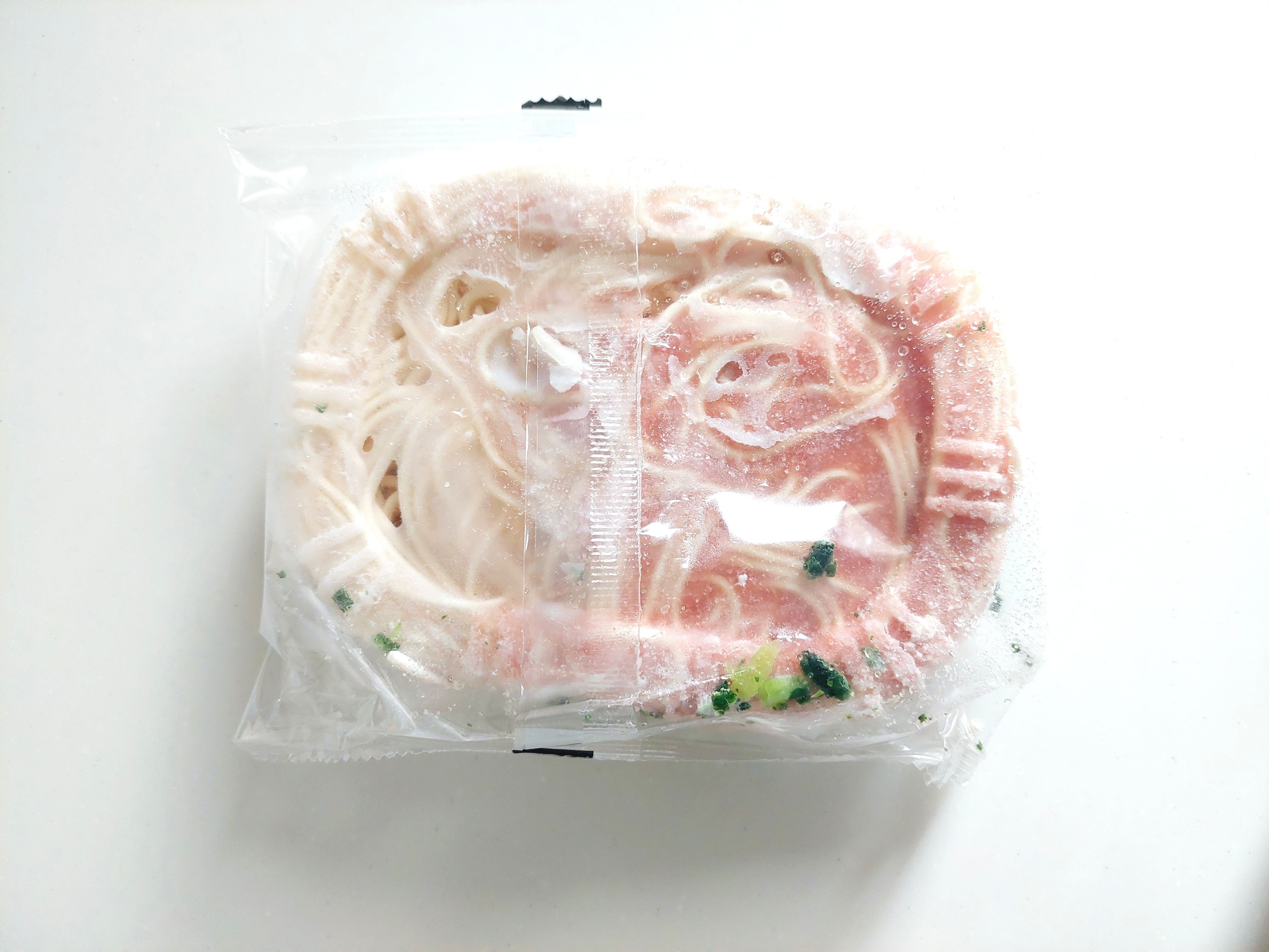 コープ「だし香る和風たらこスパゲッティ」凍ったまま裏